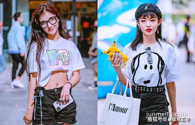 街拍街拍日常穿搭，靓麗美女對潮流穿搭青睐有加，顯得十分漂亮