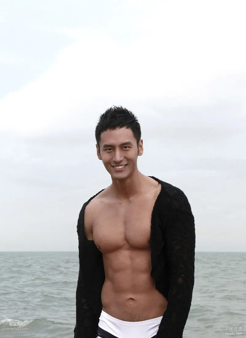 亚洲男模顾又铭各类写真大片套图4