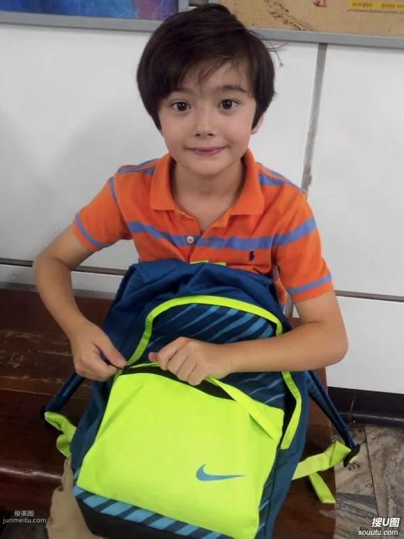 《danny》长大啦！小帅哥danny图片套图15