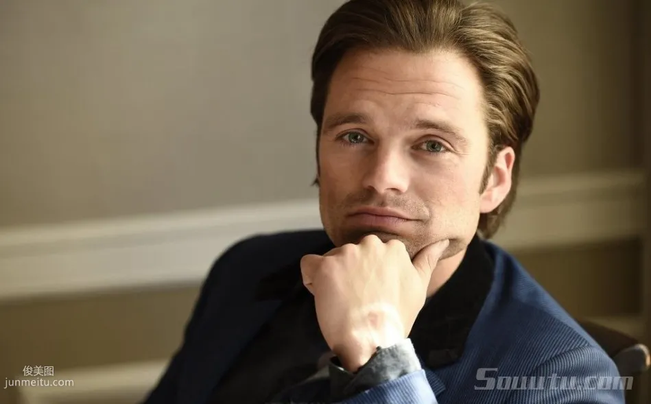 西裝帥哥塞巴斯蒂安-斯坦（Sebastian Stan）寫真 3