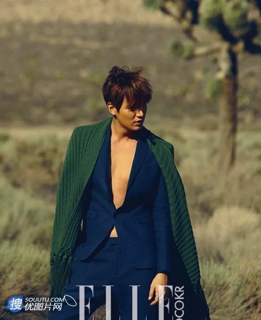 李敏镐《elle》杂志封面写真，身穿西装真空上阵套图1