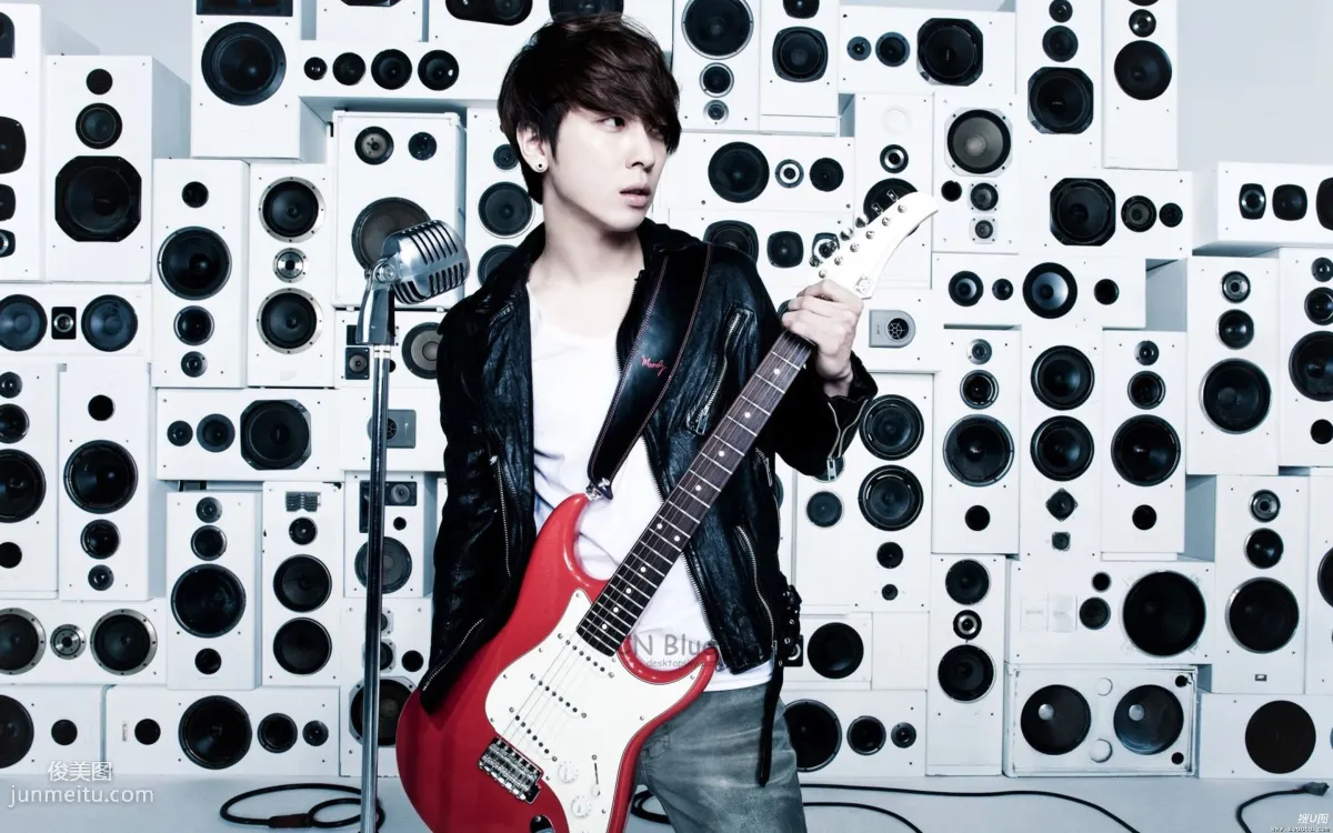 C.N.Blue_韩国实力派乐队C.N.Blue成员高清写真套图7