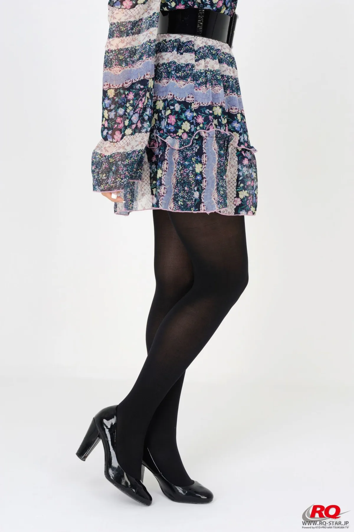 [RQ-STAR] NO.00073 水城さと子 Private Dress 寫真集 6