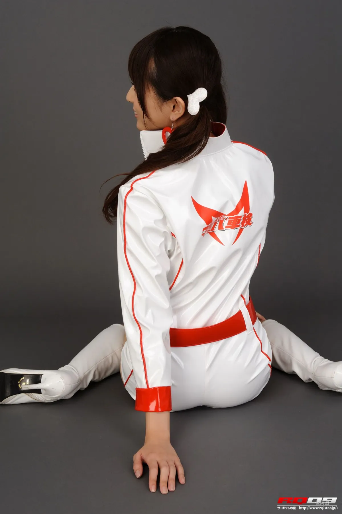 [RQ-STAR] NO.00149 林杏菜 Race Queen – Team Mach 寫真集 111