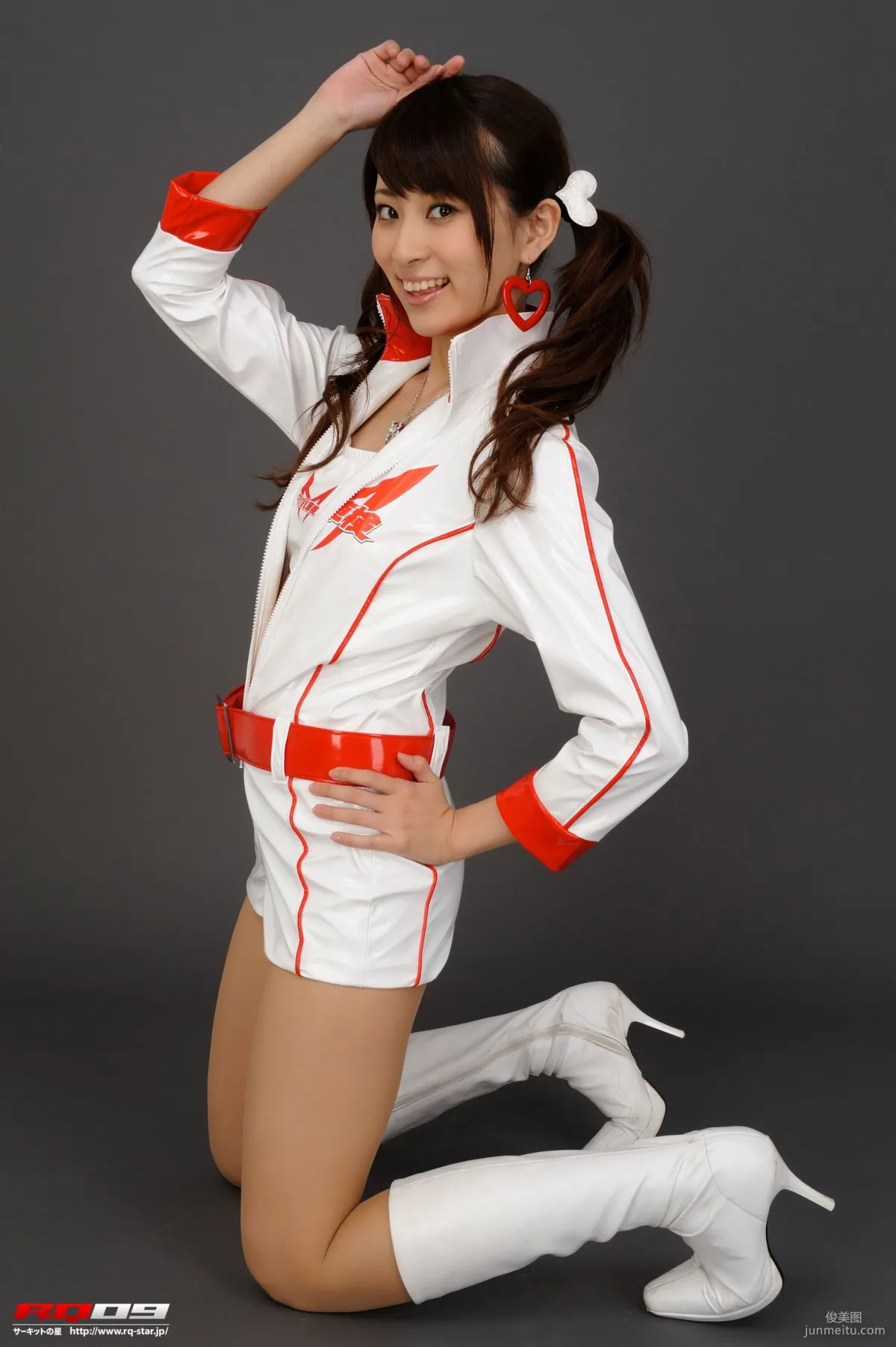 [RQ-STAR] NO.00149 林杏菜 Race Queen – Team Mach 寫真集 121