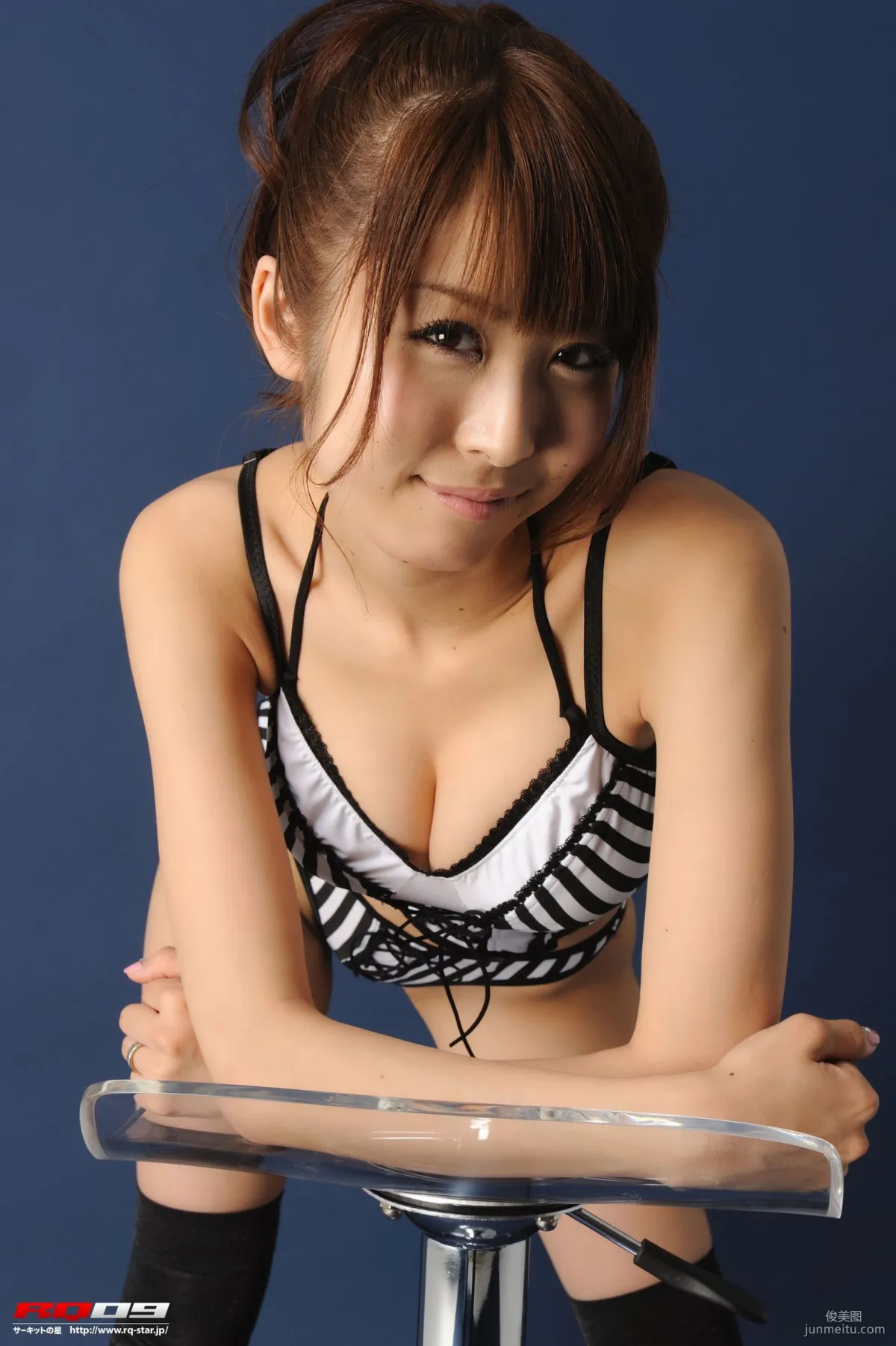 [RQ-STAR] NO.00134 我妻早央 Swim Suits – Black x White 寫真集 108