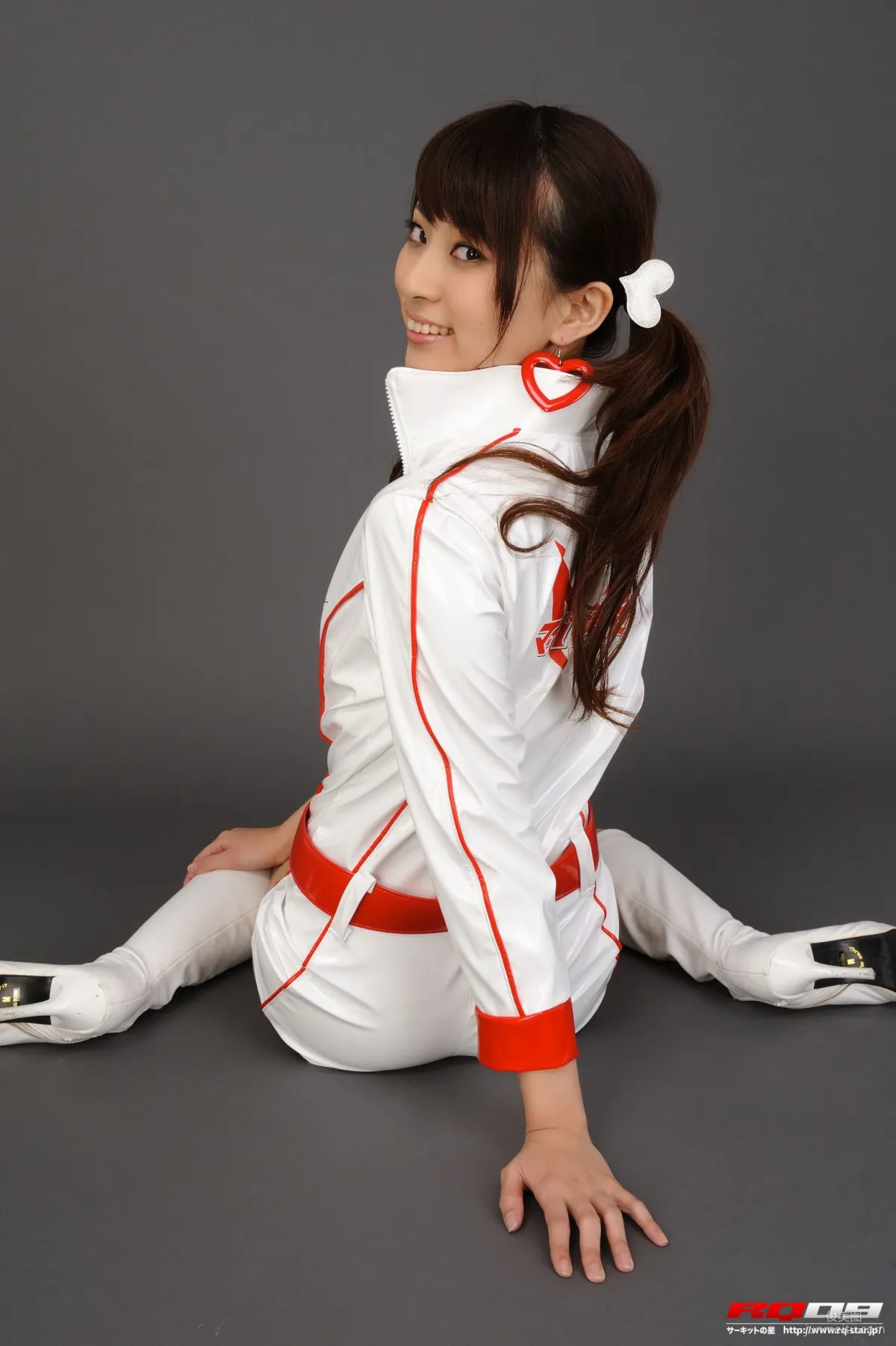 [RQ-STAR] NO.00149 林杏菜 Race Queen – Team Mach 寫真集 114
