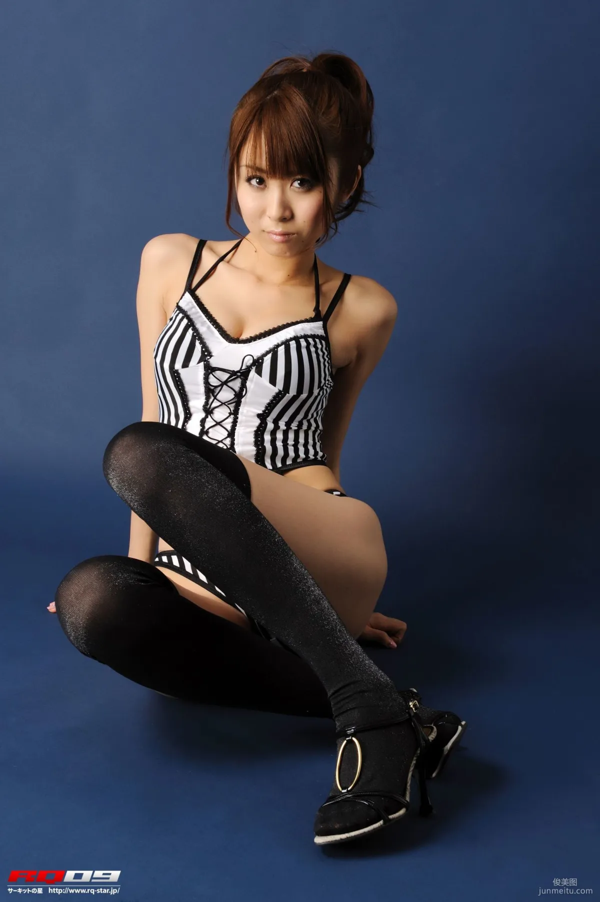 [RQ-STAR] NO.00134 我妻早央 Swim Suits – Black x White 寫真集 114