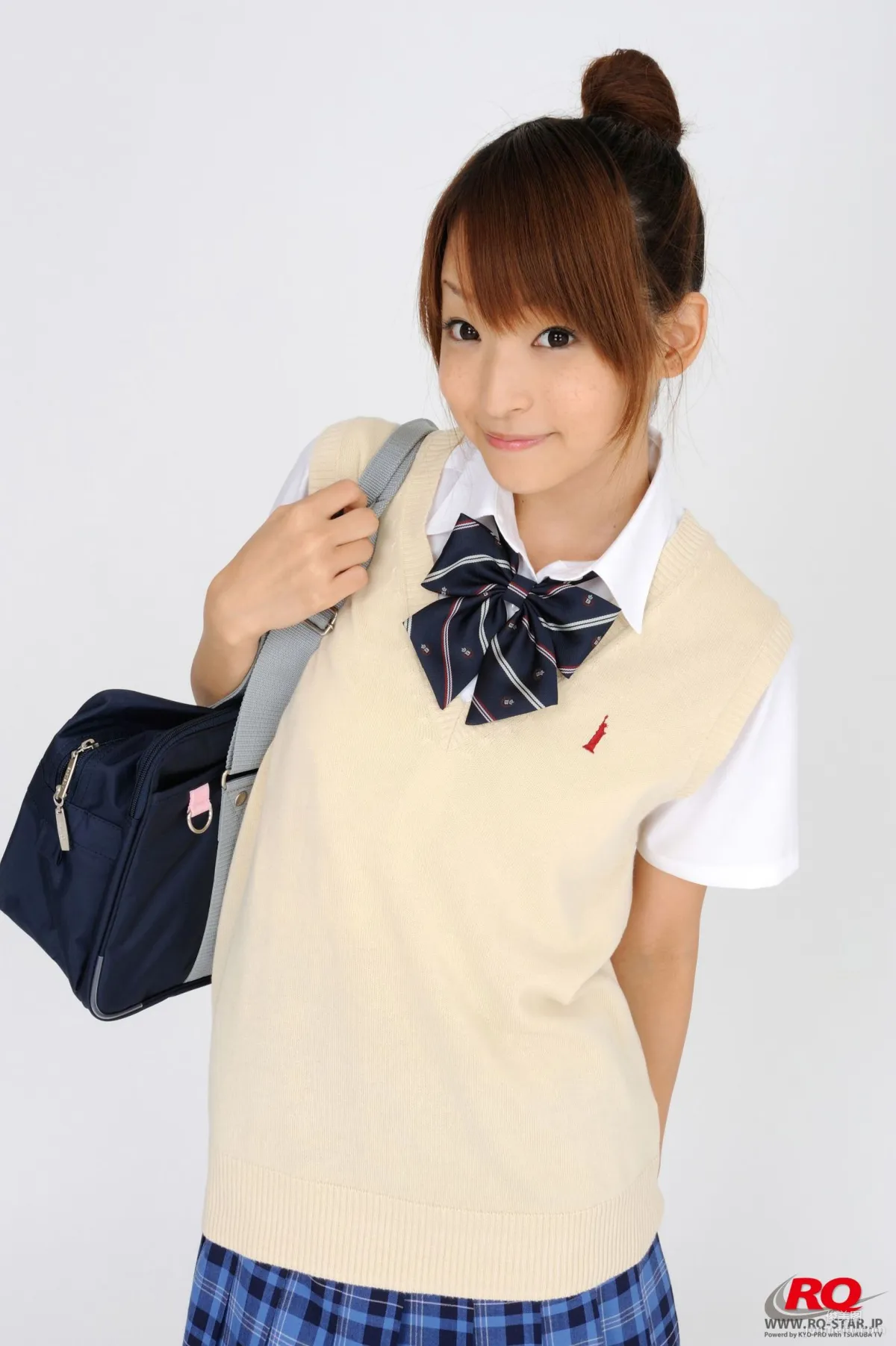 [RQ-STAR] NO.00097 Mio Aoki 青木未央 Student Style 写真集2
