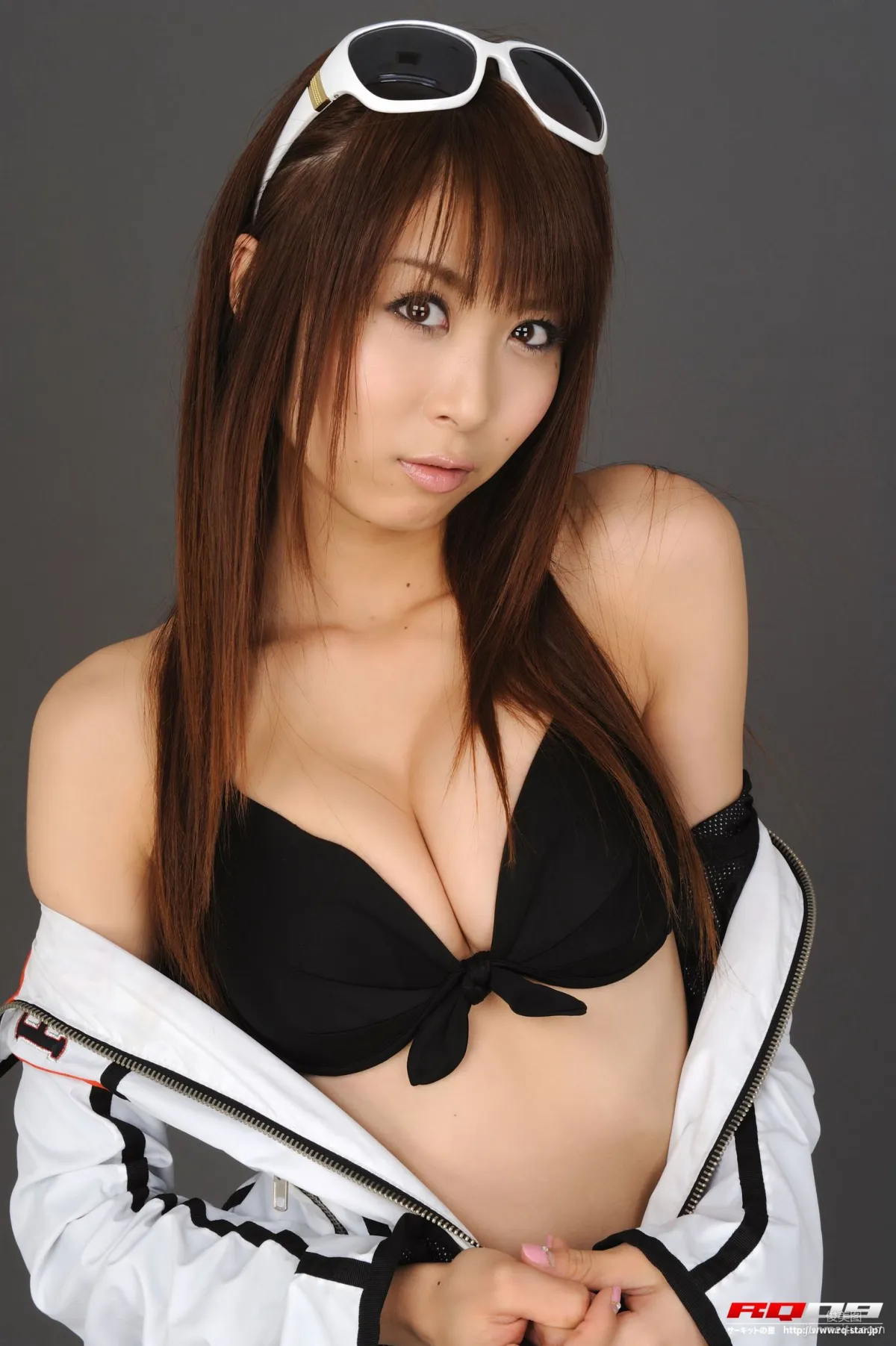 [RQ-STAR] NO.00143 我妻早央/我妻さおり Race Queen – Faust Racing 寫真集 21