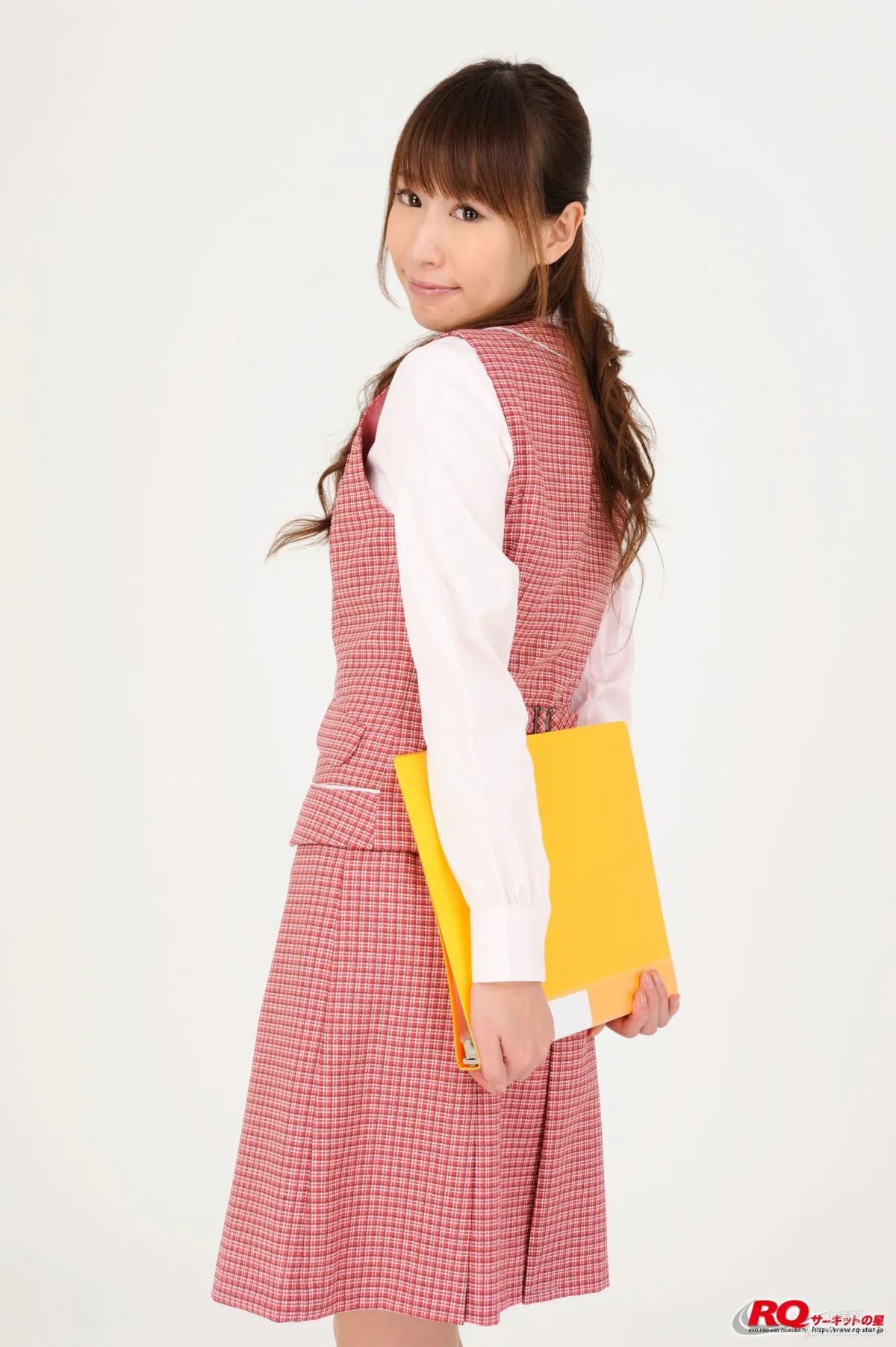 [RQ-STAR] NO.00104 山本裡奈 Office Lady制服系列寫真集 33