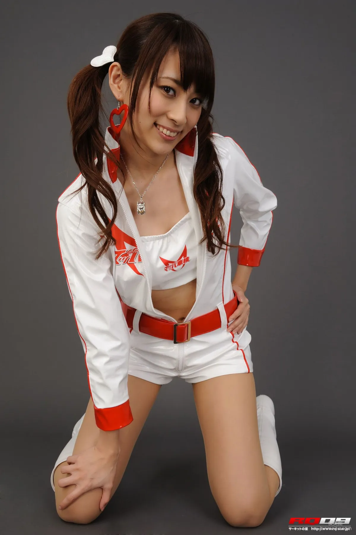[RQ-STAR] NO.00149 林杏菜 Race Queen – Team Mach 寫真集 119