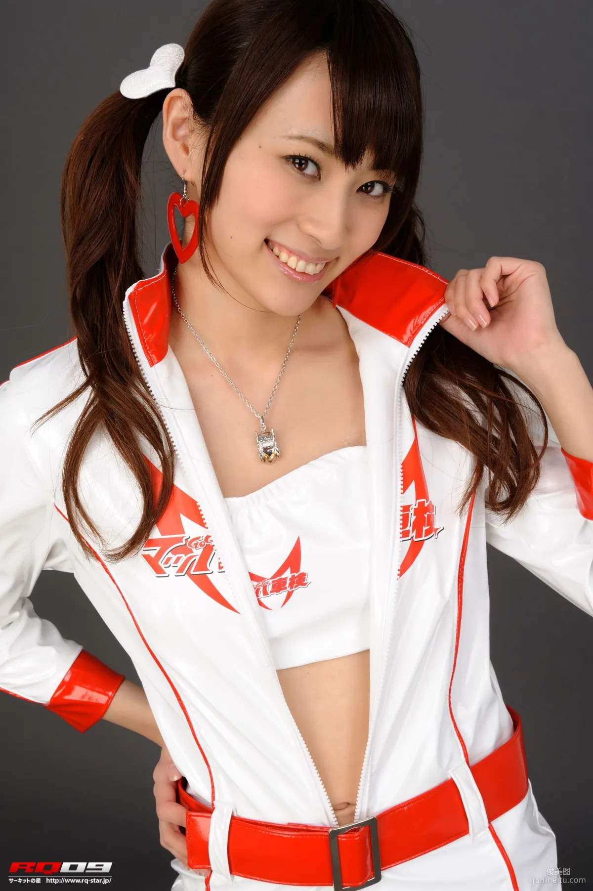 [RQ-STAR] NO.00149 林杏菜 Race Queen – Team Mach 寫真集 130