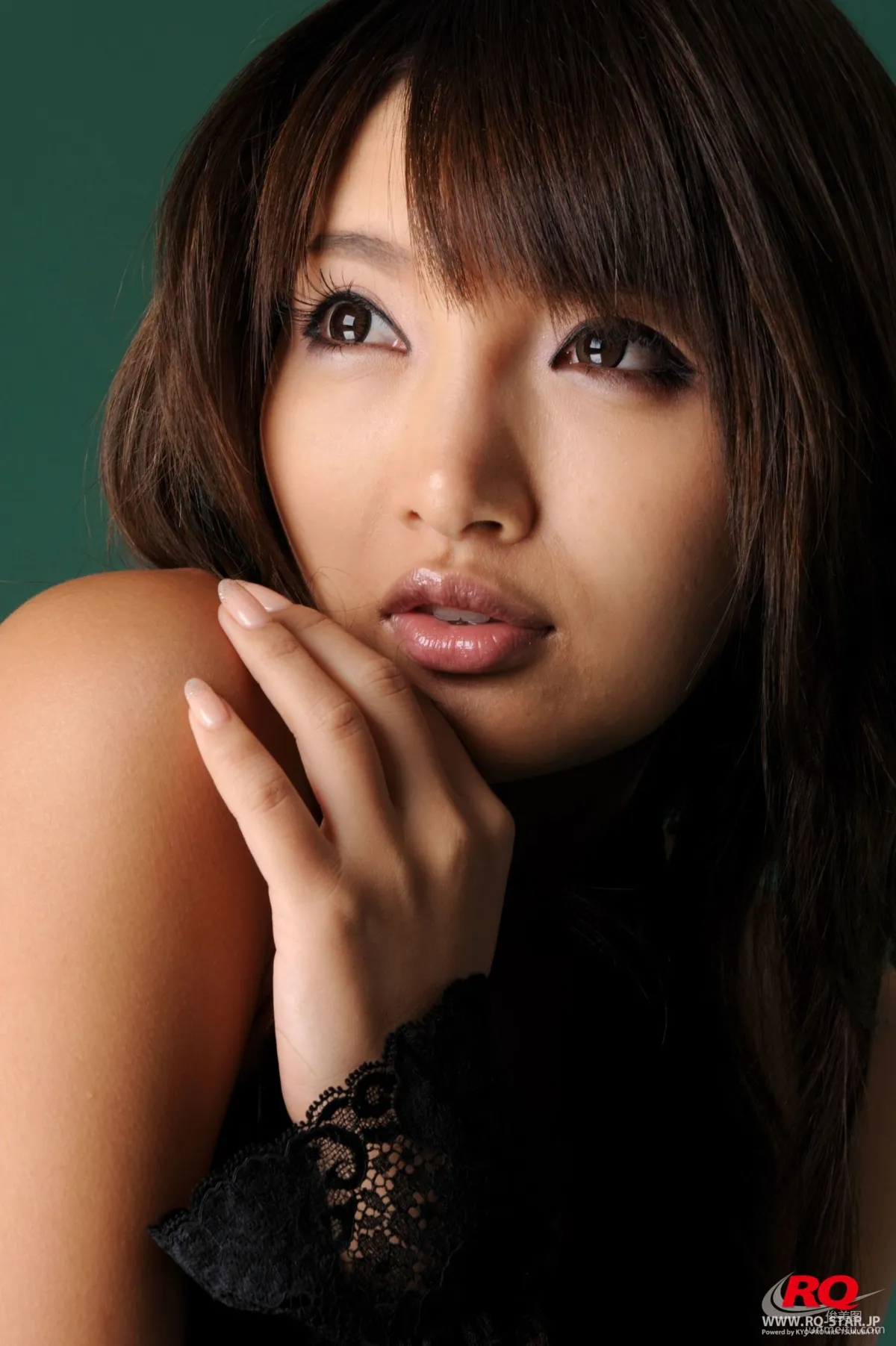 [RQ-STAR] NO.00079 山内智恵 Swim Suits – Black 寫真集 47