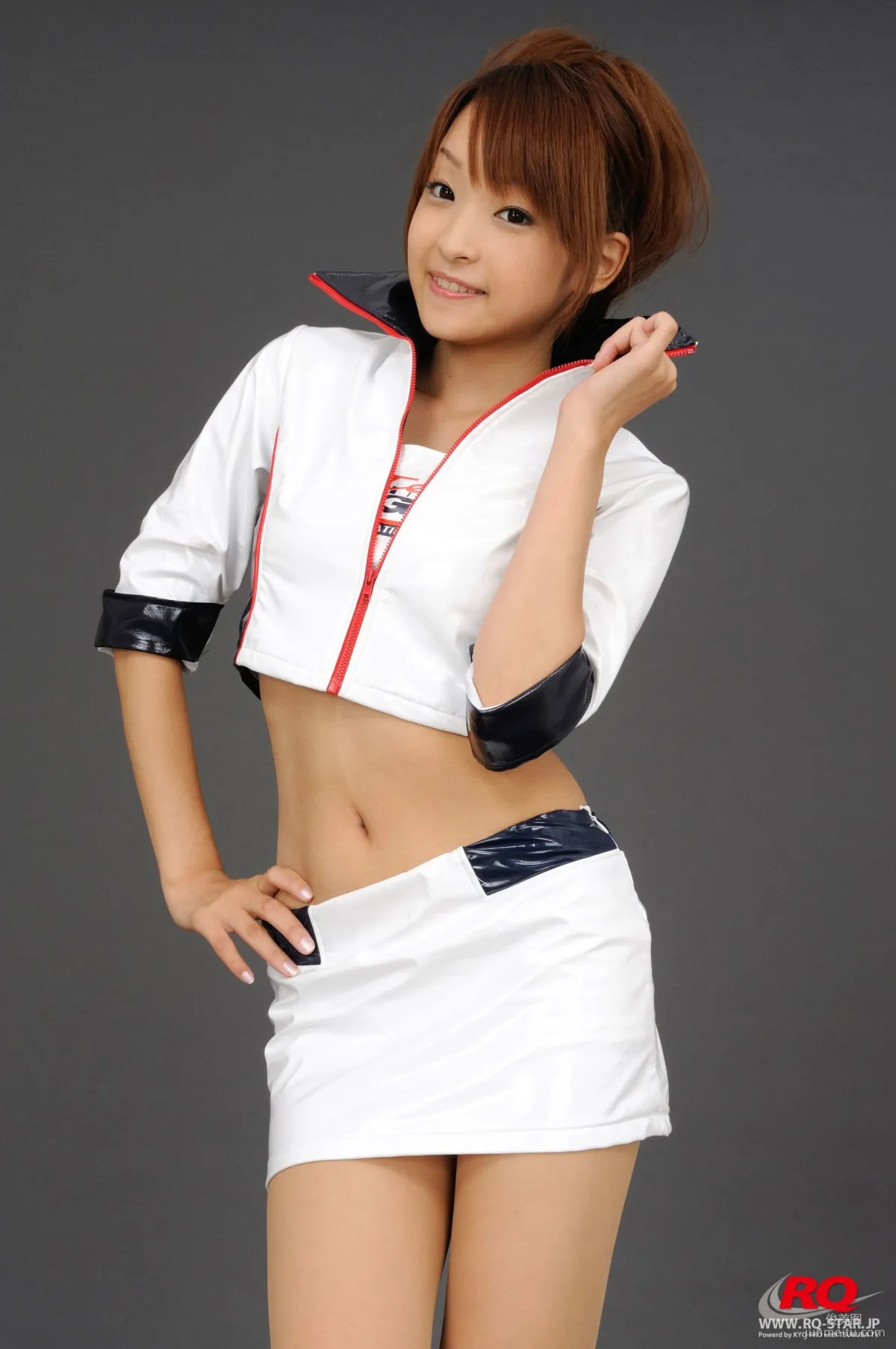 [RQ-STAR] NO.00080 Mio Aoki 青木未央 Race Queen – 2008 5Zigen 寫真集 8
