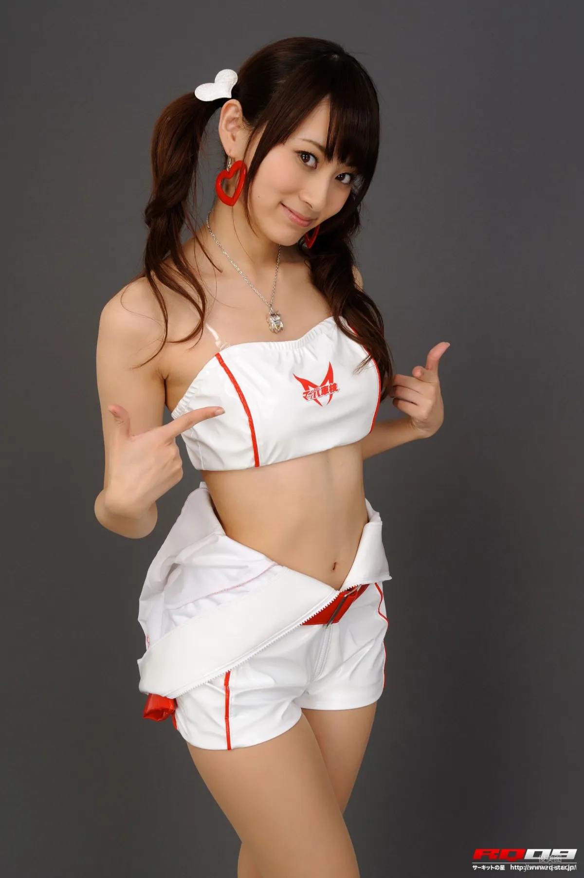 [RQ-STAR] NO.00149 林杏菜 Race Queen – Team Mach 寫真集 104