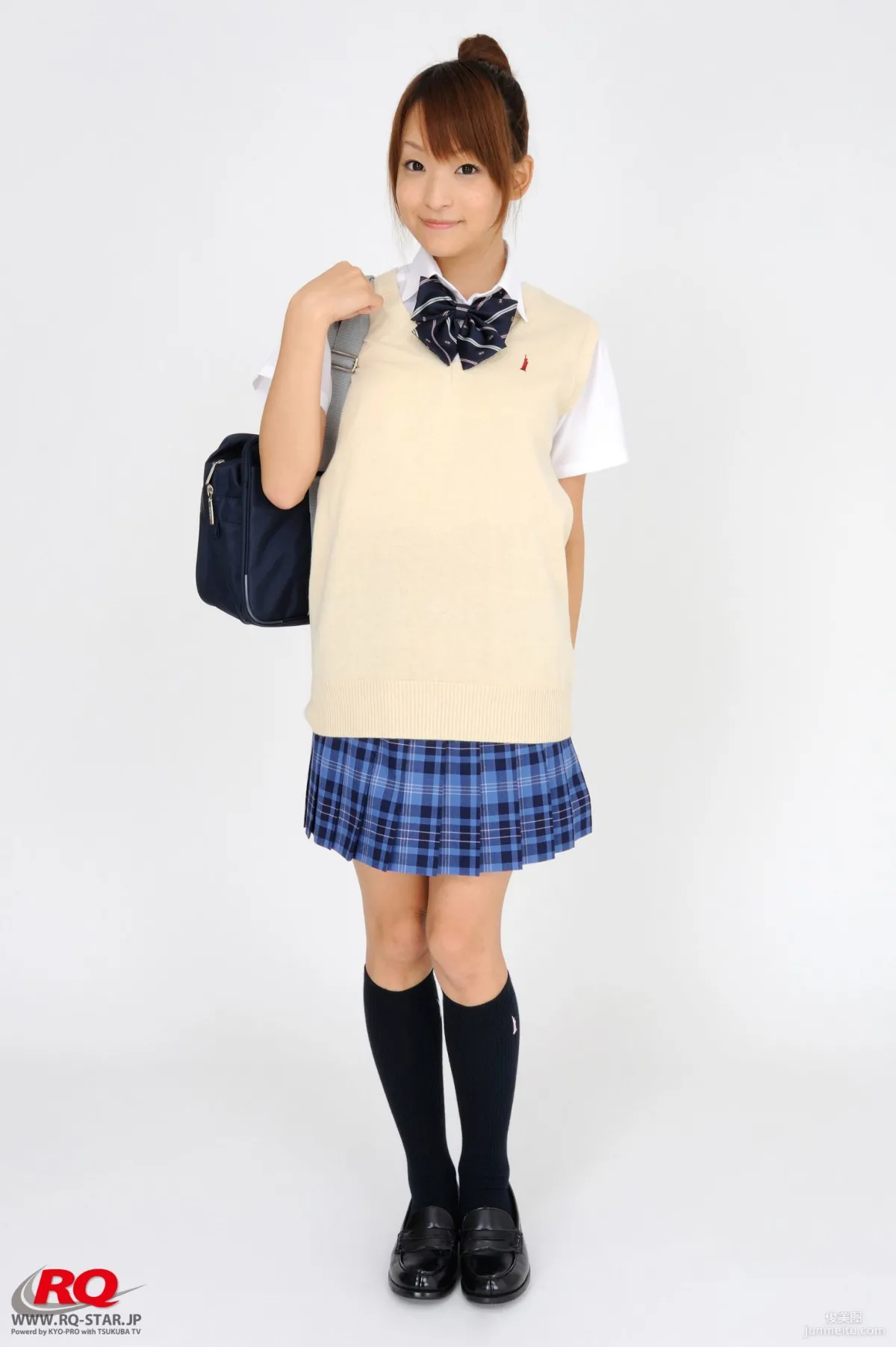 [RQ-STAR] NO.00097 Mio Aoki 青木未央 Student Style 写真集1