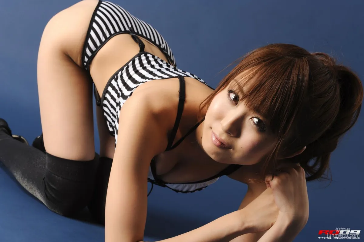 [RQ-STAR] NO.00134 我妻早央 Swim Suits – Black x White 寫真集 135
