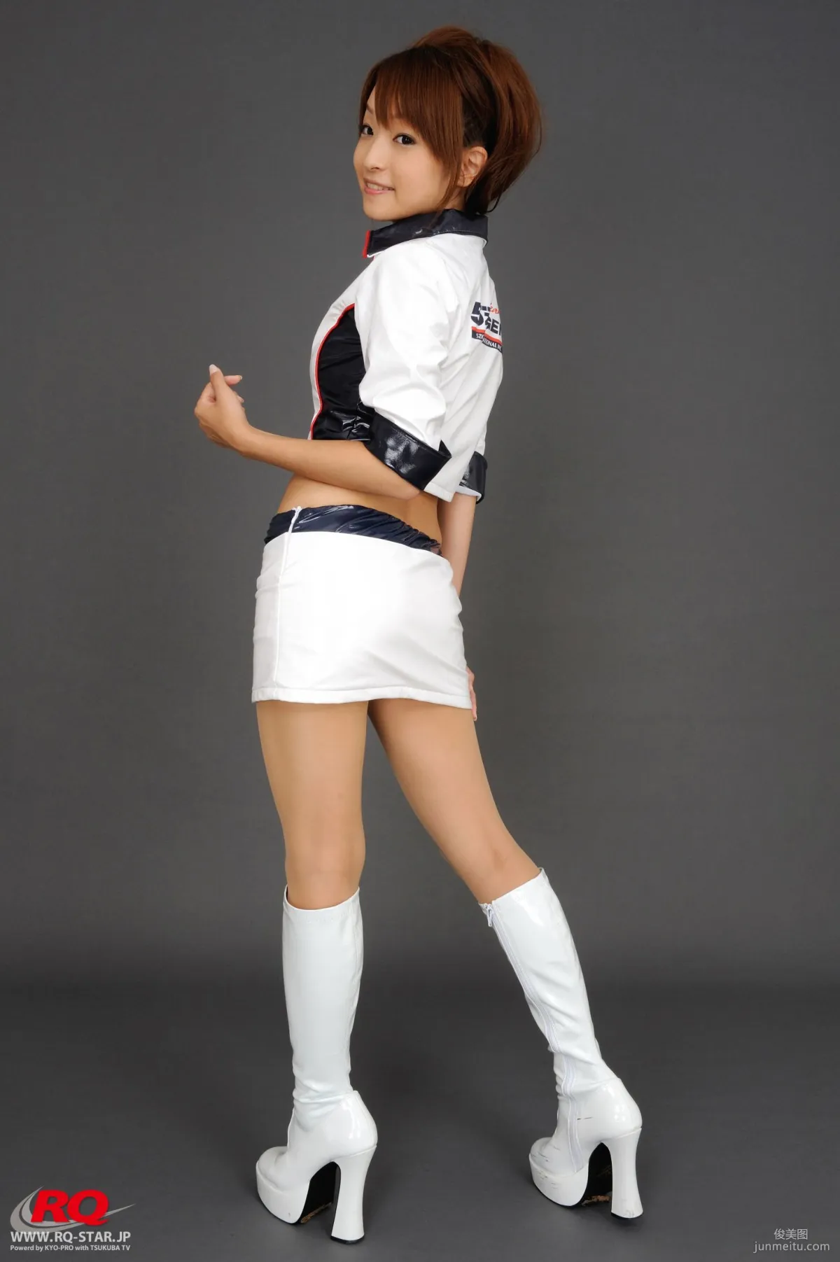[RQ-STAR] NO.00080 Mio Aoki 青木未央 Race Queen – 2008 5Zigen 寫真集 25