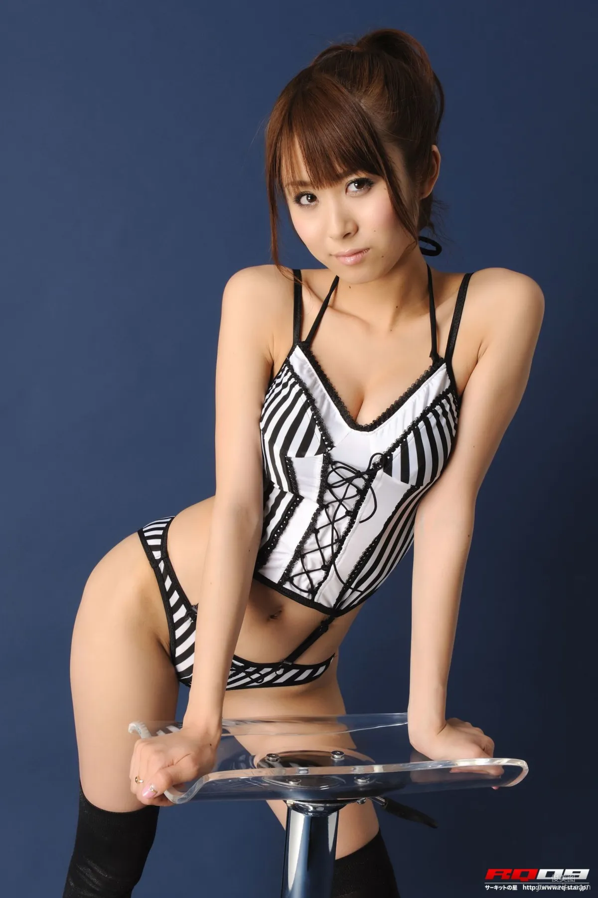 [RQ-STAR] NO.00134 我妻早央 Swim Suits – Black x White 寫真集 99