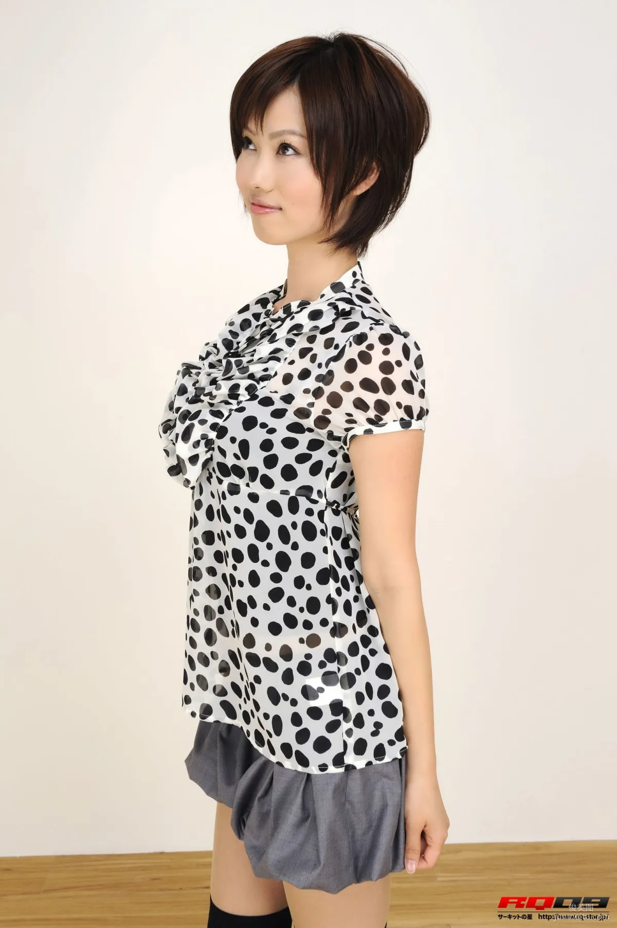 [RQ-STAR] NO.00150 Emiri Fujimura 藤村えみり Private Dress 寫真集 17