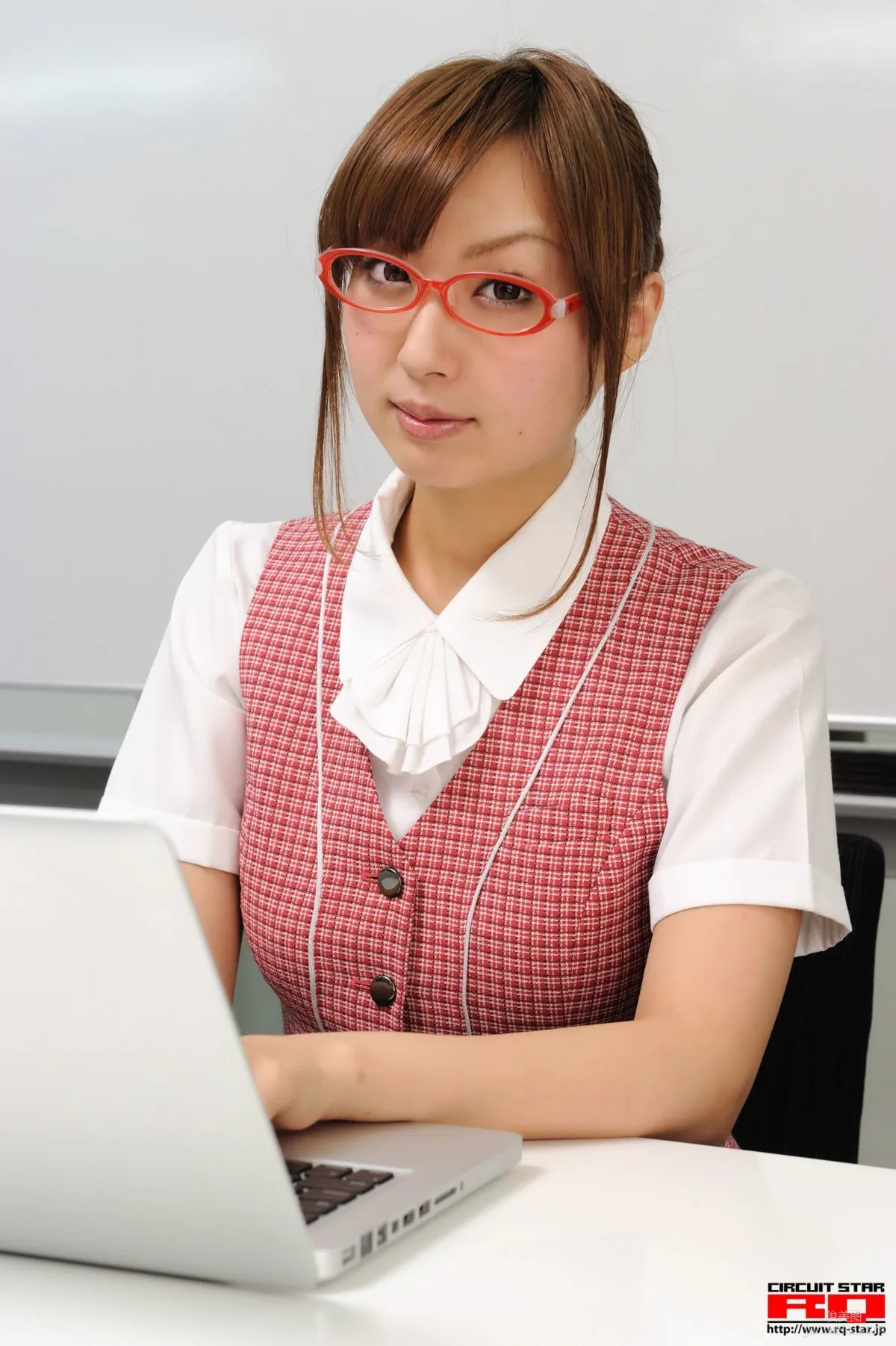 [RQ-STAR] NO.00255 Yuka Tachibana 立花ゆか Office Lady 寫真集 81