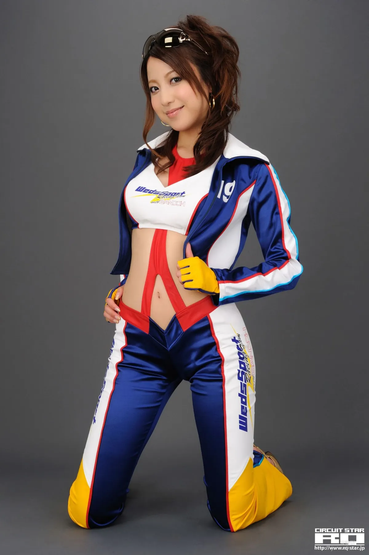 [RQ-STAR] NO.00301 橫山かおり Race Queen 寫真集 126