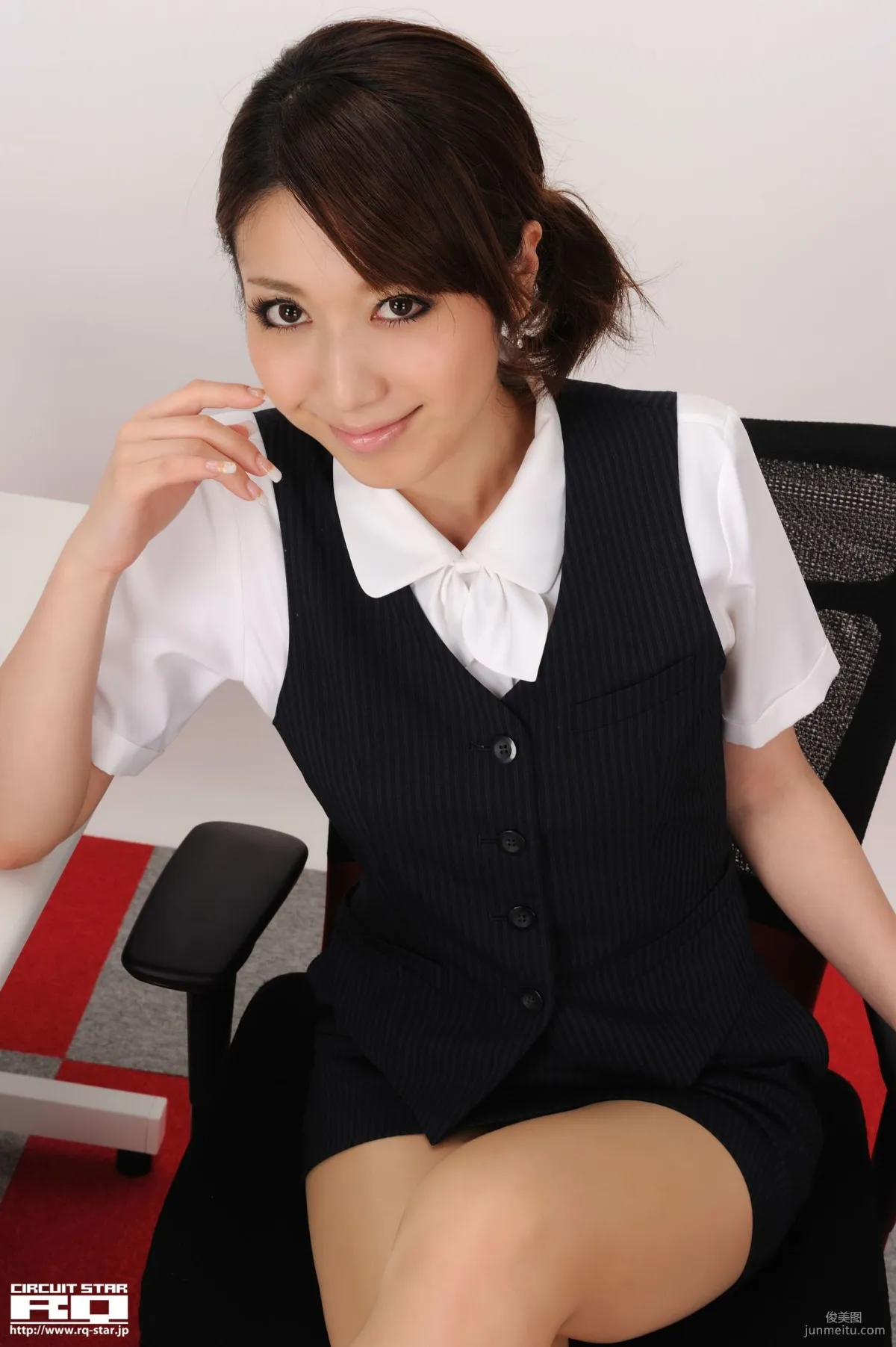 [RQ-STAR] NO.00294 Emi Shimizu 清水恵美 Office Lady 寫真集 74