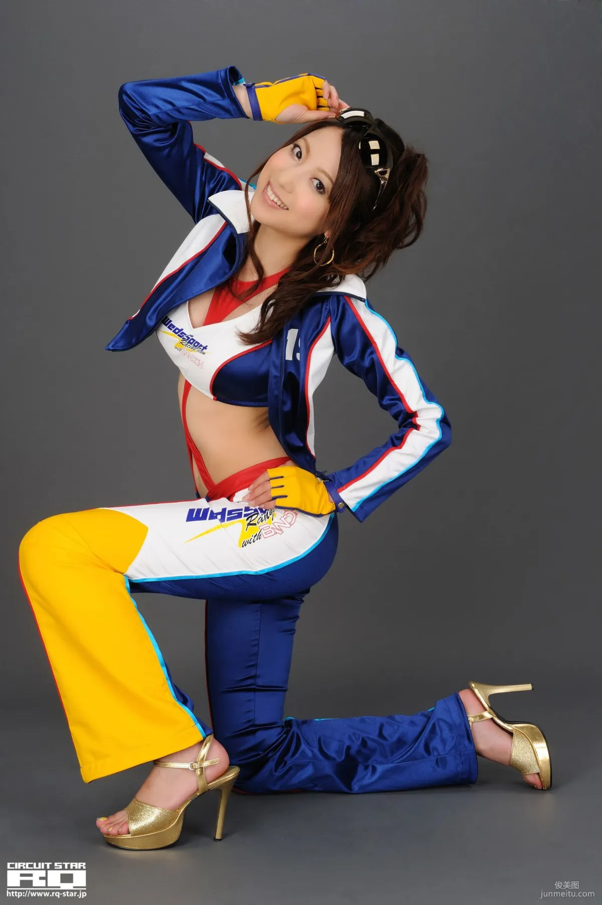 [RQ-STAR] NO.00301 橫山かおり Race Queen 寫真集 131