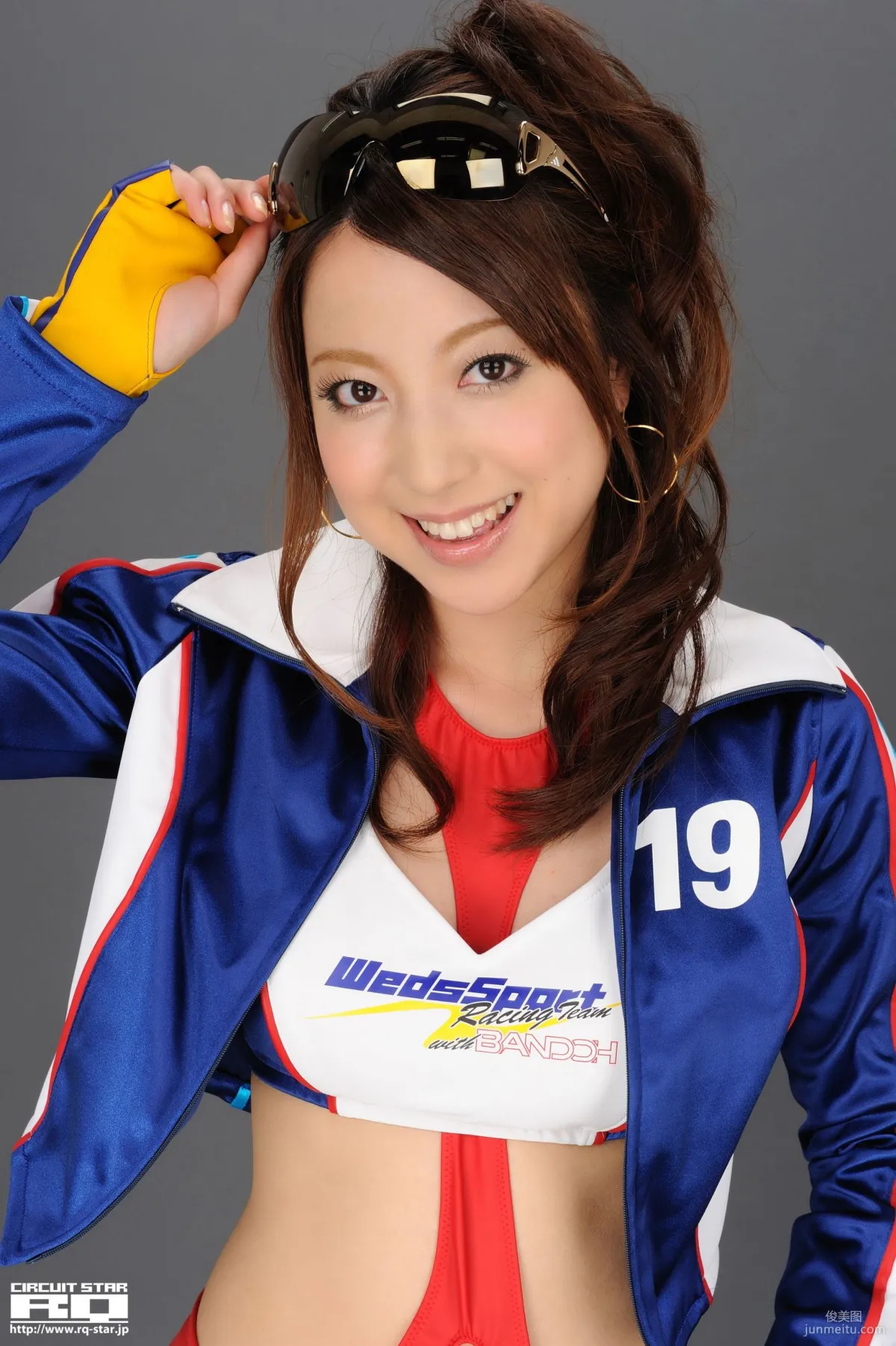 [RQ-STAR] NO.00301 橫山かおり Race Queen 寫真集 136