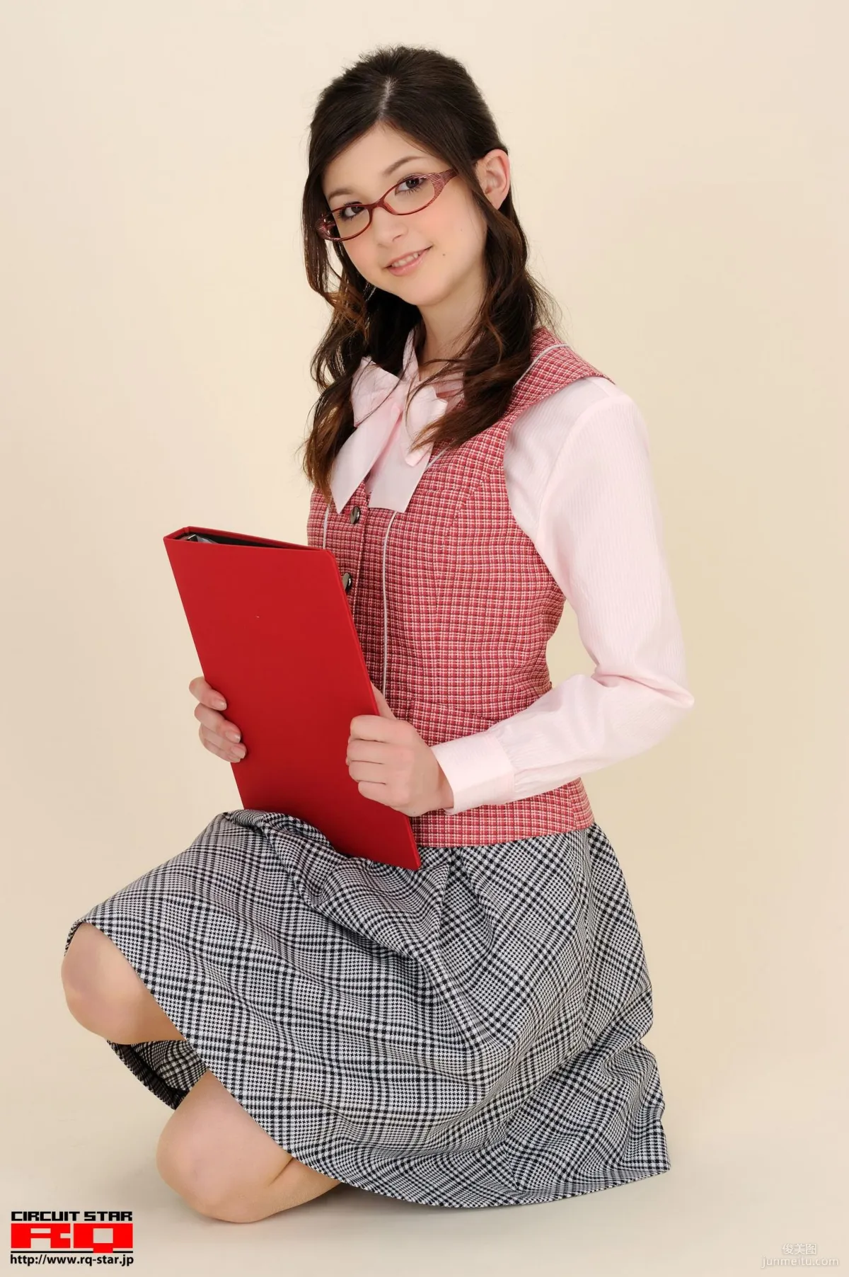 [RQ-STAR] NO.00362 Amy Kubo 久保エイミー Office Lady 寫真集 81