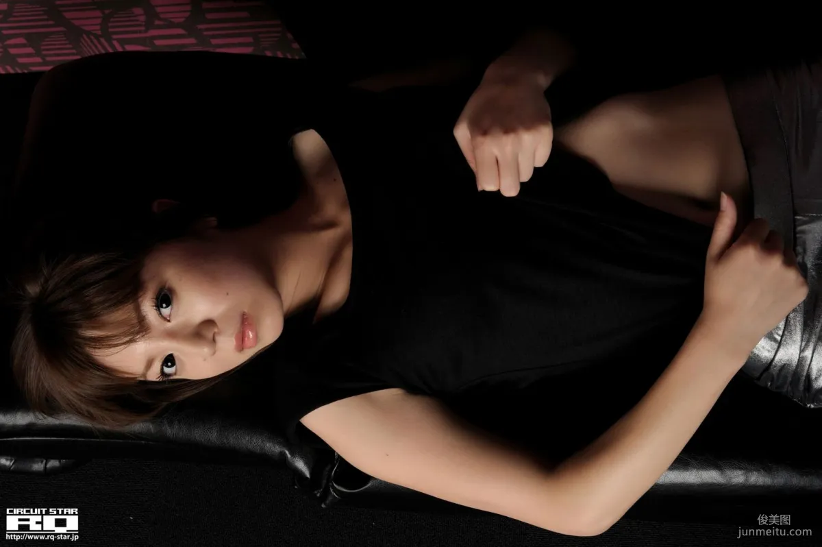 [RQ-STAR] NO.00304 水野ちはる Private Dress 短發黑絲美女寫真集 129