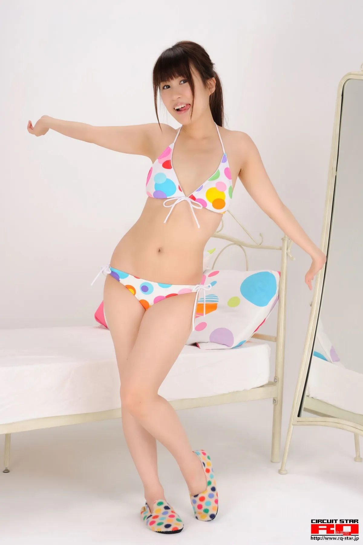 [RQ-STAR] NO.00303 Emi Sakura 佐倉恵美 Swim Suits 寫真集 105