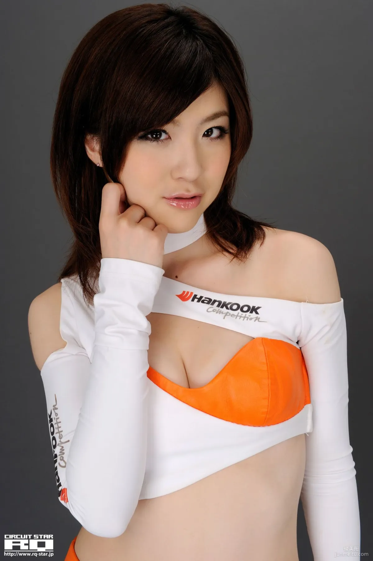 [RQ-STAR] NO.00364 荒木よし穂 Race Queen 寫真集 33