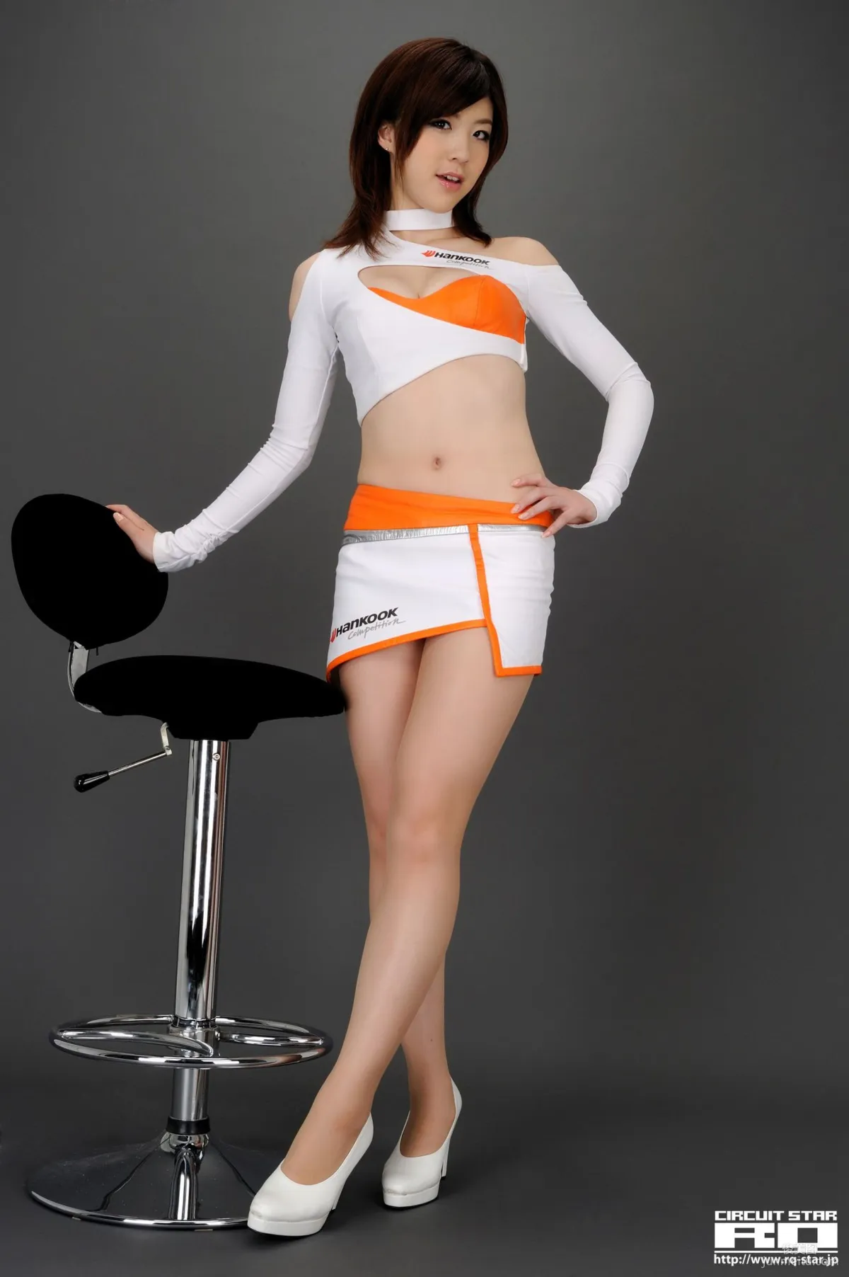 [RQ-STAR] NO.00364 荒木よし穂 Race Queen 寫真集 36