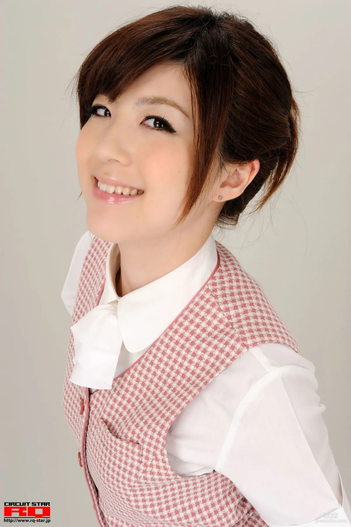 [RQ-STAR] NO.00365 荒木よし穂 Office Lady 辦公室女郎 寫真集 11