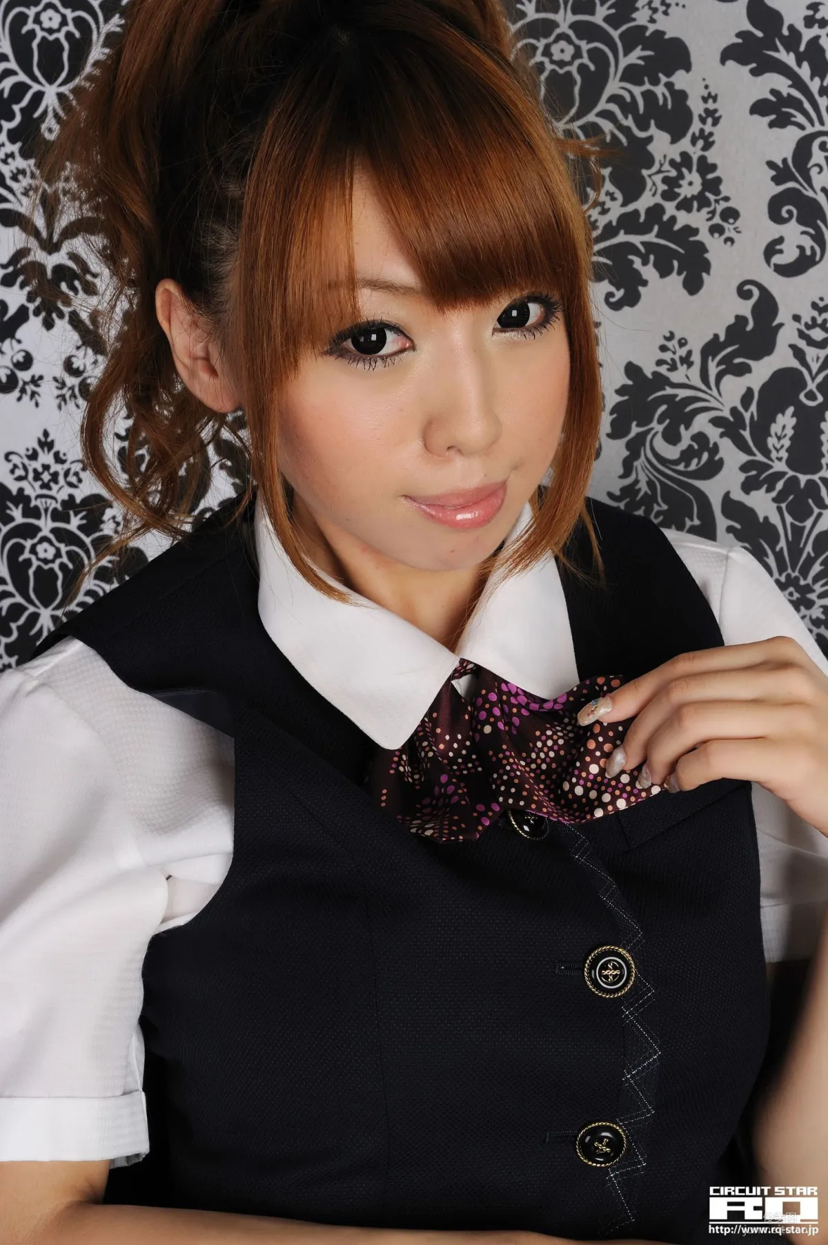 [RQ-STAR] NO.00402 藤崎ゆえ Office Lady 辦公室美女寫真集 74