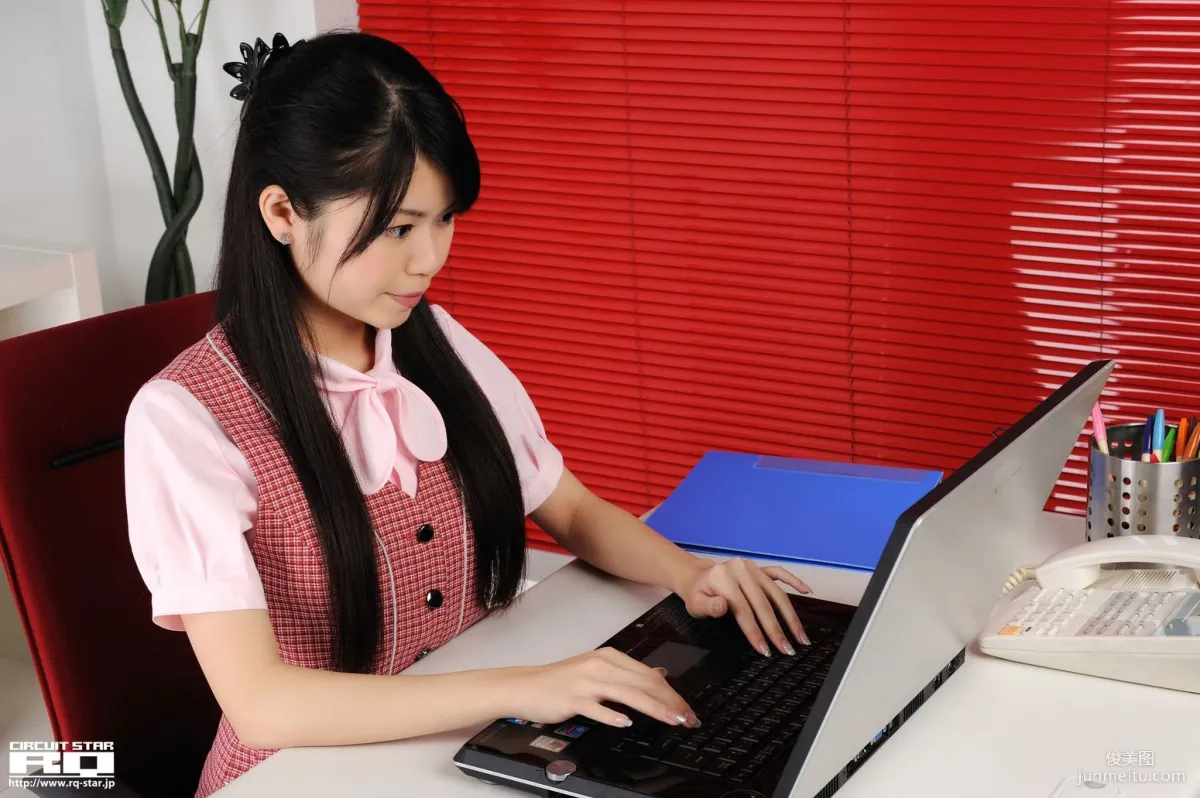 [RQ-STAR] NO.00431 Fuyumi Ikehara 池原冬実 Office Lady 寫真集 1