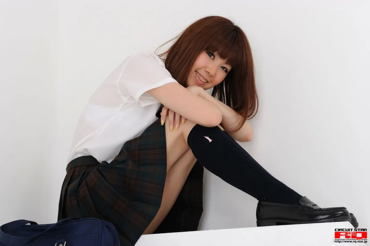 [RQ-STAR] NO.00378 生田晴香 School Girl 寫真集 46