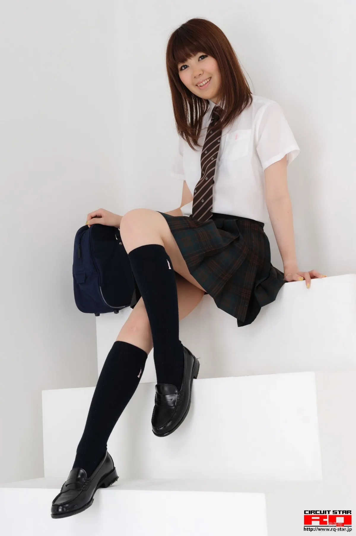 [RQ-STAR] NO.00378 生田晴香 School Girl 寫真集 39
