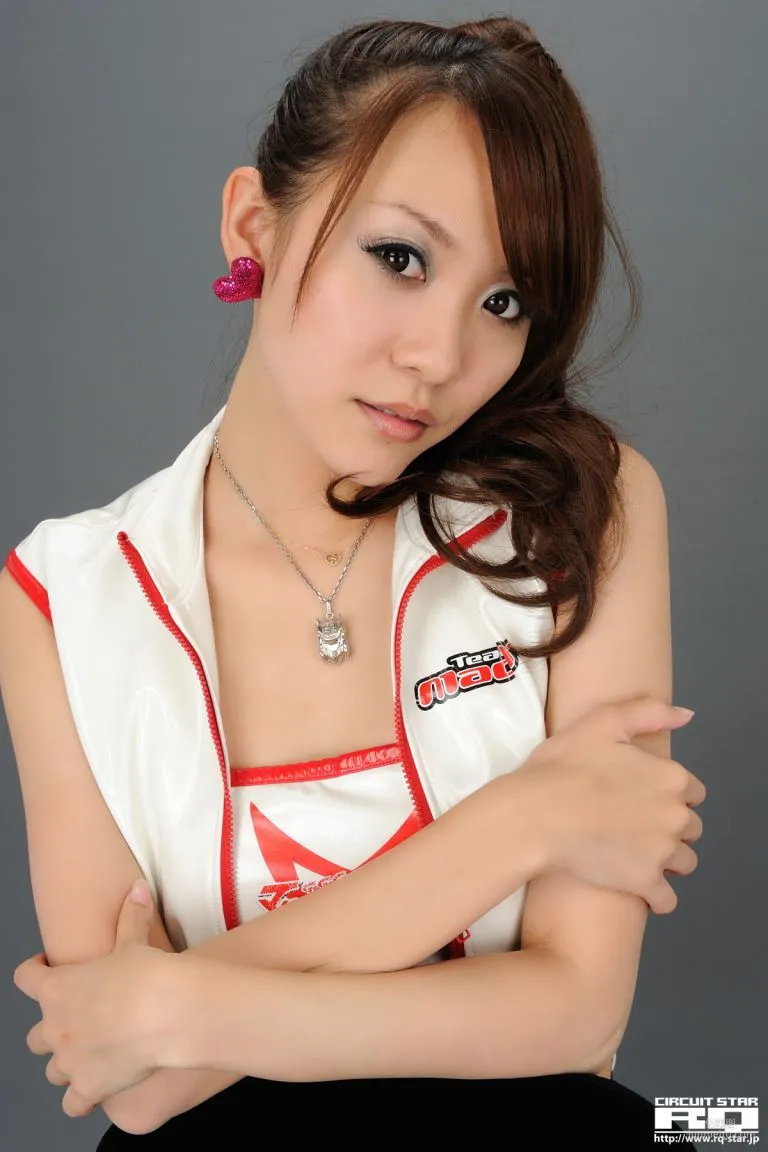 [RQ-STAR] NO.00439 Saki Ueda 植田早紀 Race Queen 寫真集 69