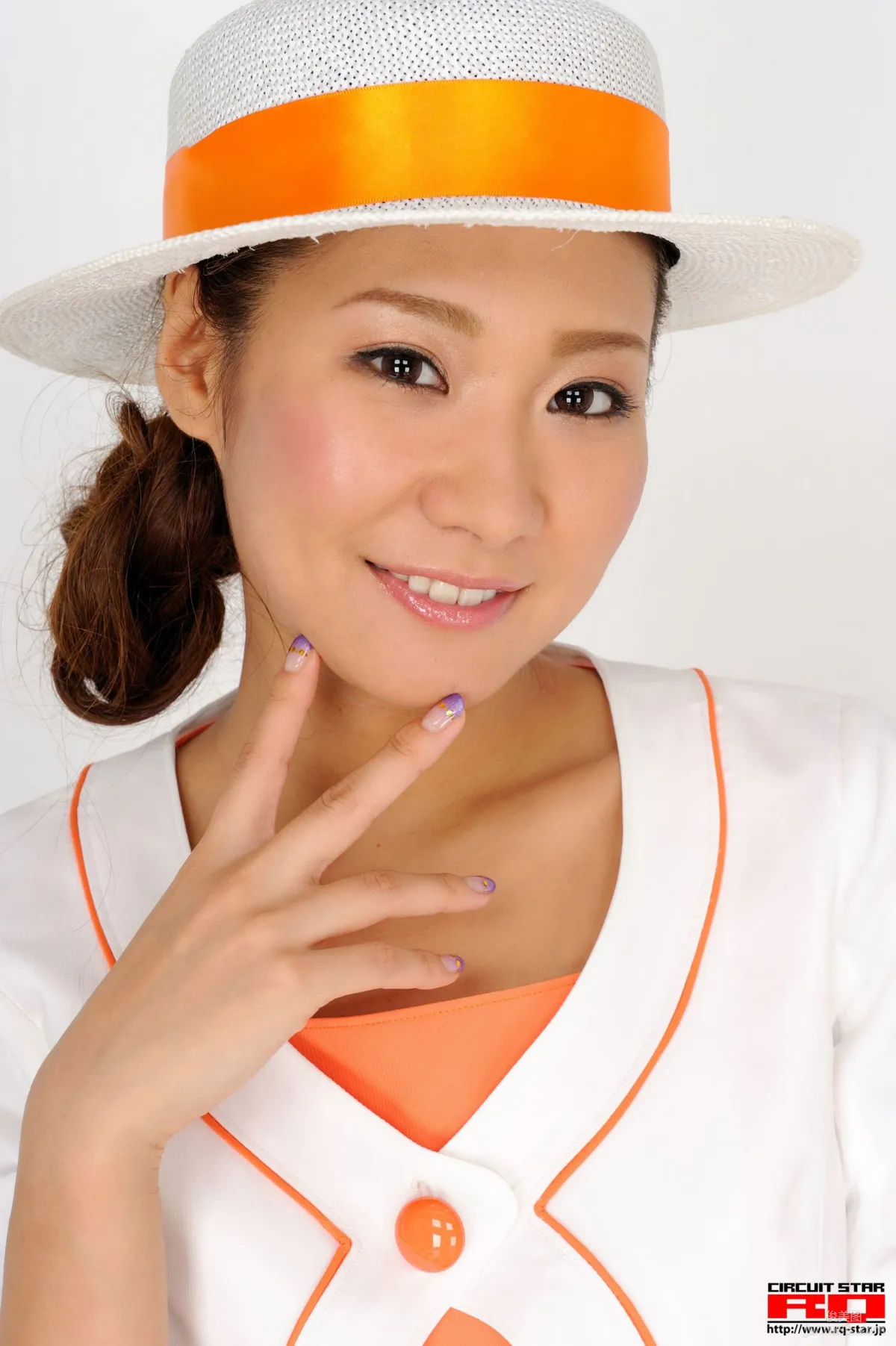 [RQ-STAR] NO.00401 大上留依 Elevator Girl 氣質超短裙寫真集 26