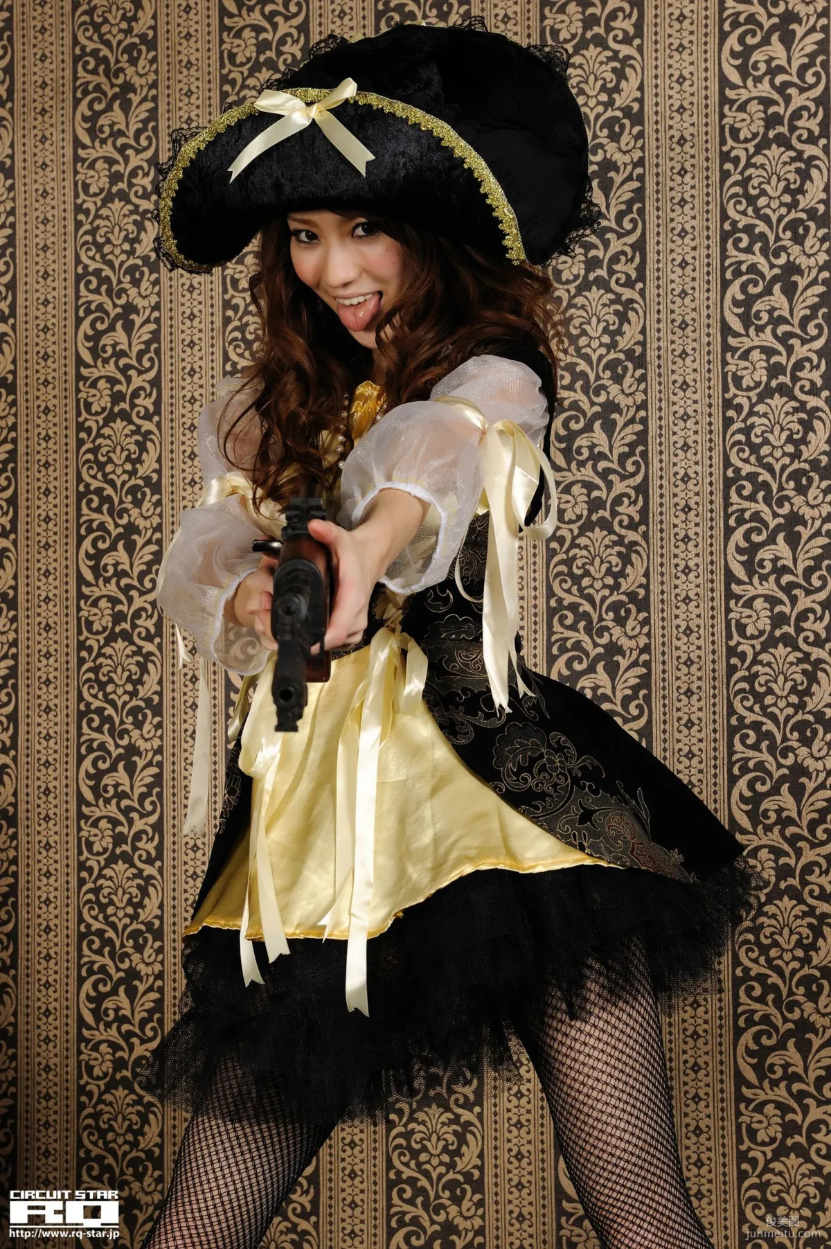 [RQ-STAR] NO.00417 Shihomi Ogoshi 小越しほみ Pirate Costume 絲襪美腿寫真集 21