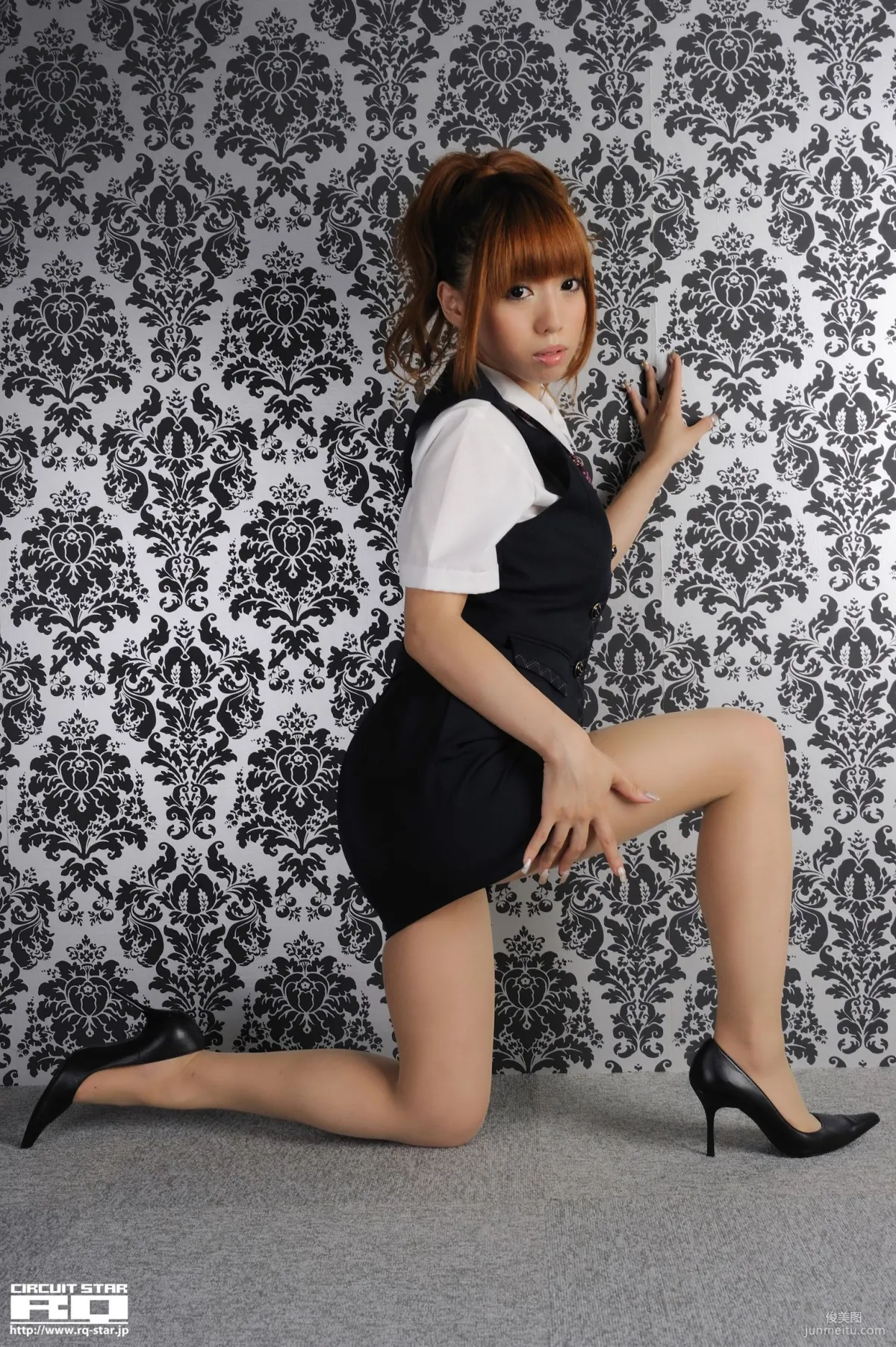 [RQ-STAR] NO.00402 藤崎ゆえ Office Lady 辦公室美女寫真集 33
