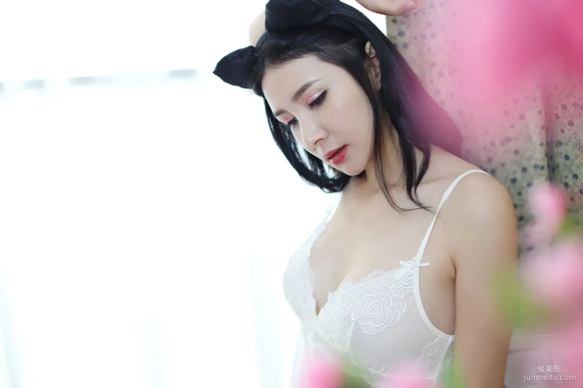 顧欣怡《蓓蕾！粉嫩的嬌豔》 [TGOD推女神] 寫真集 51