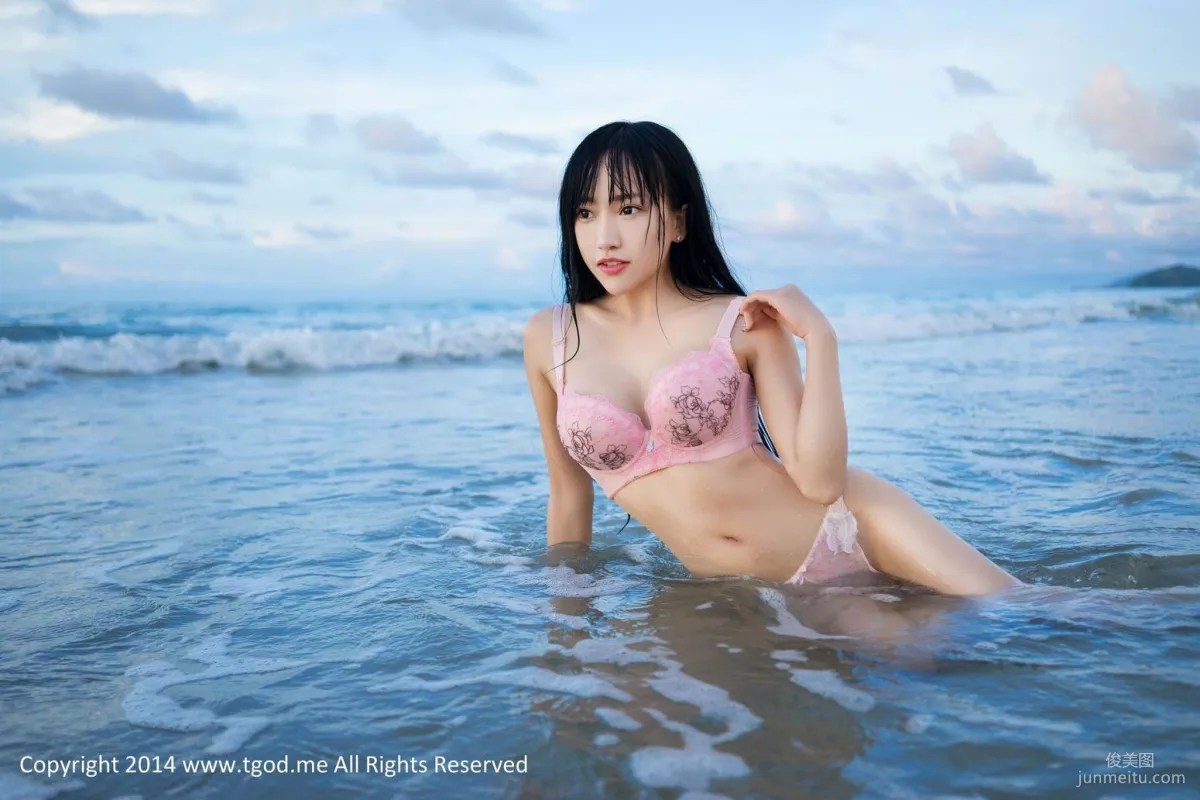 楊上萱《快樂的美麗》 [TGOD推女神] 寫真集 14