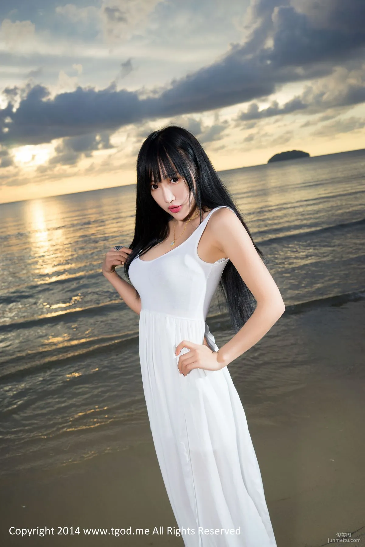 楊上萱《快樂的美麗》 [TGOD推女神] 寫真集 6