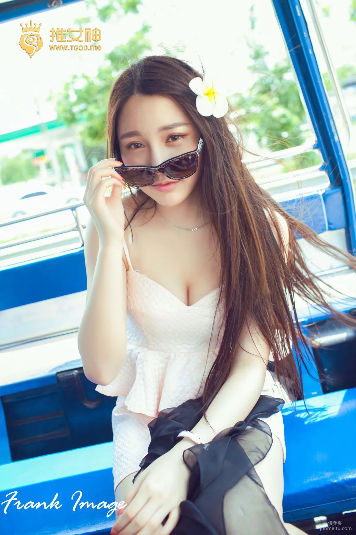 劉奕甯Lynn《甜美！嬌嫩的花蕊》 [TGOD推女神] 寫真集 2