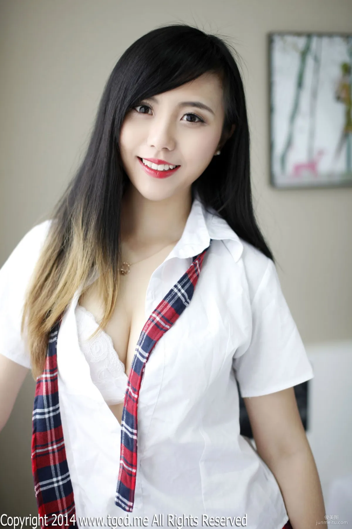 謝忱倬《平安夜校服的誘惑》 [TGOD推女神] 寫真集 27