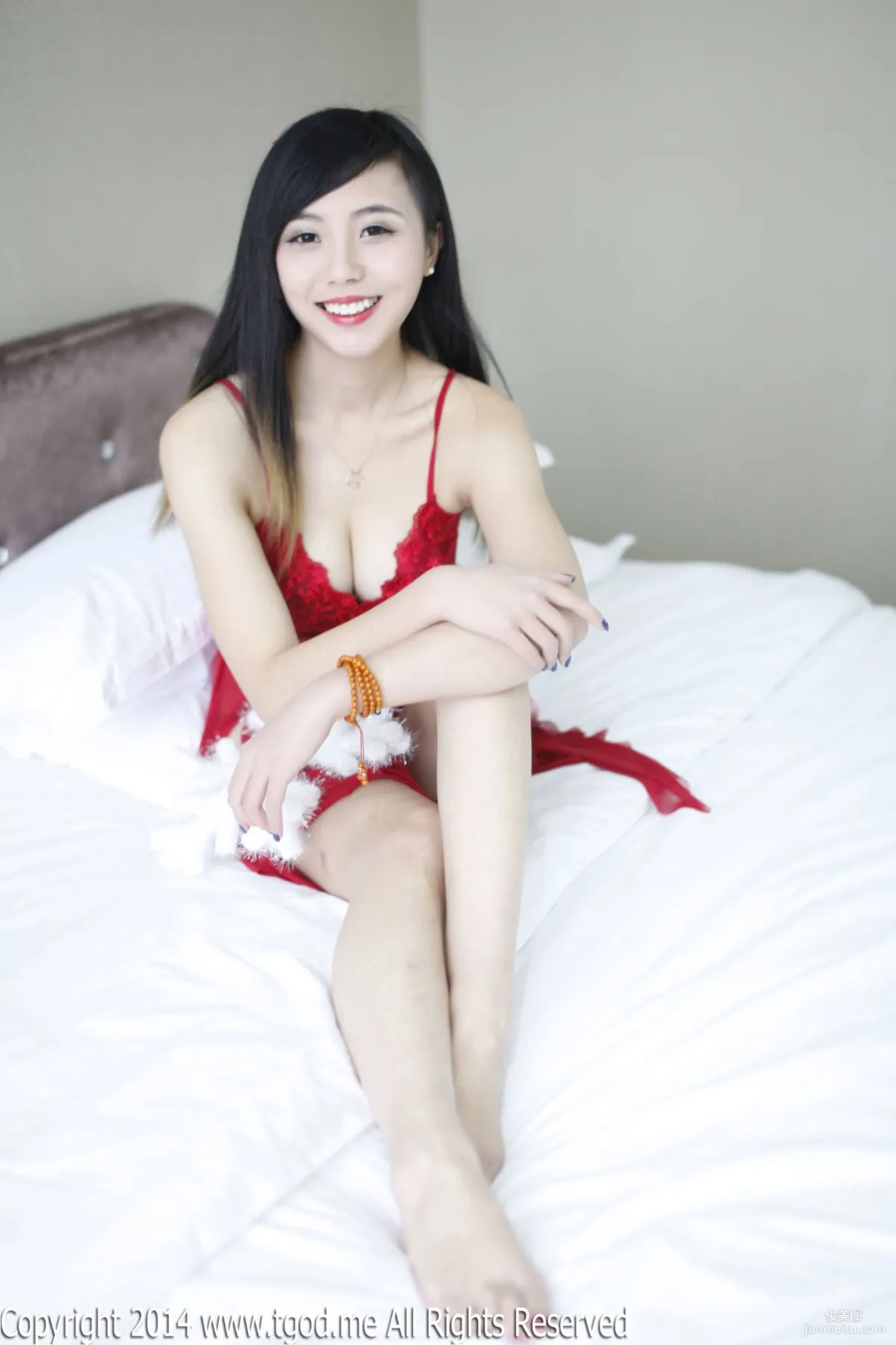 謝忱倬《平安夜校服的誘惑》 [TGOD推女神] 寫真集 74